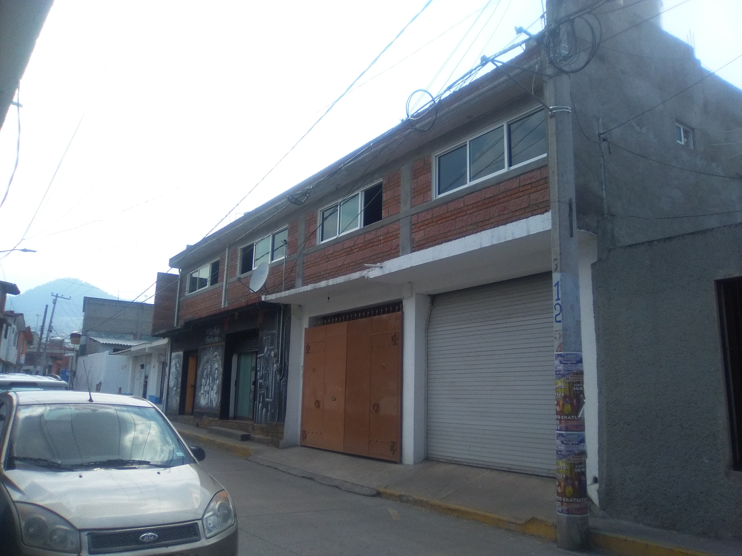 Tia Chela Clamatos Y Snaks image 8