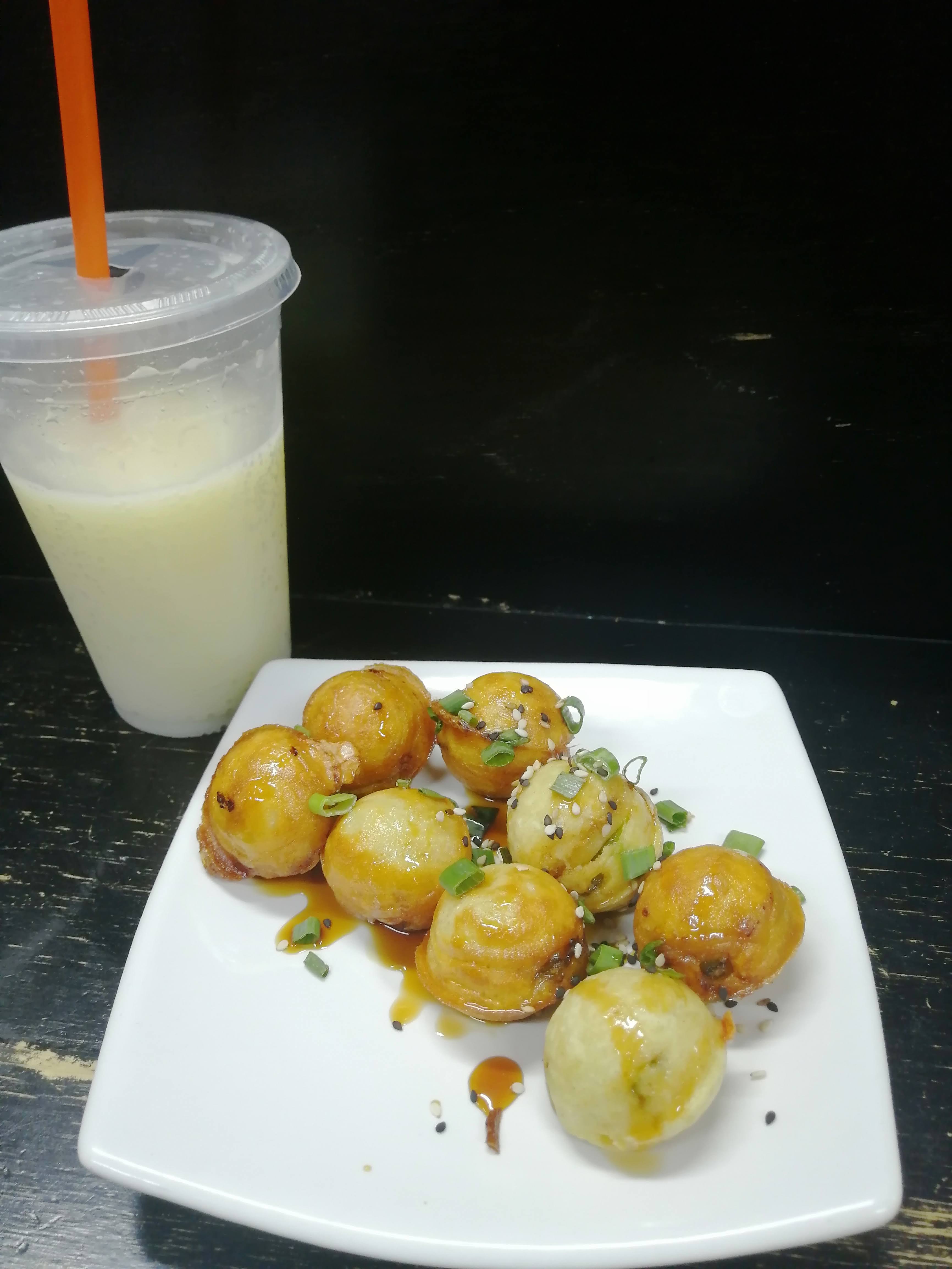 BOAR HAT Sushi & Ramen image 8