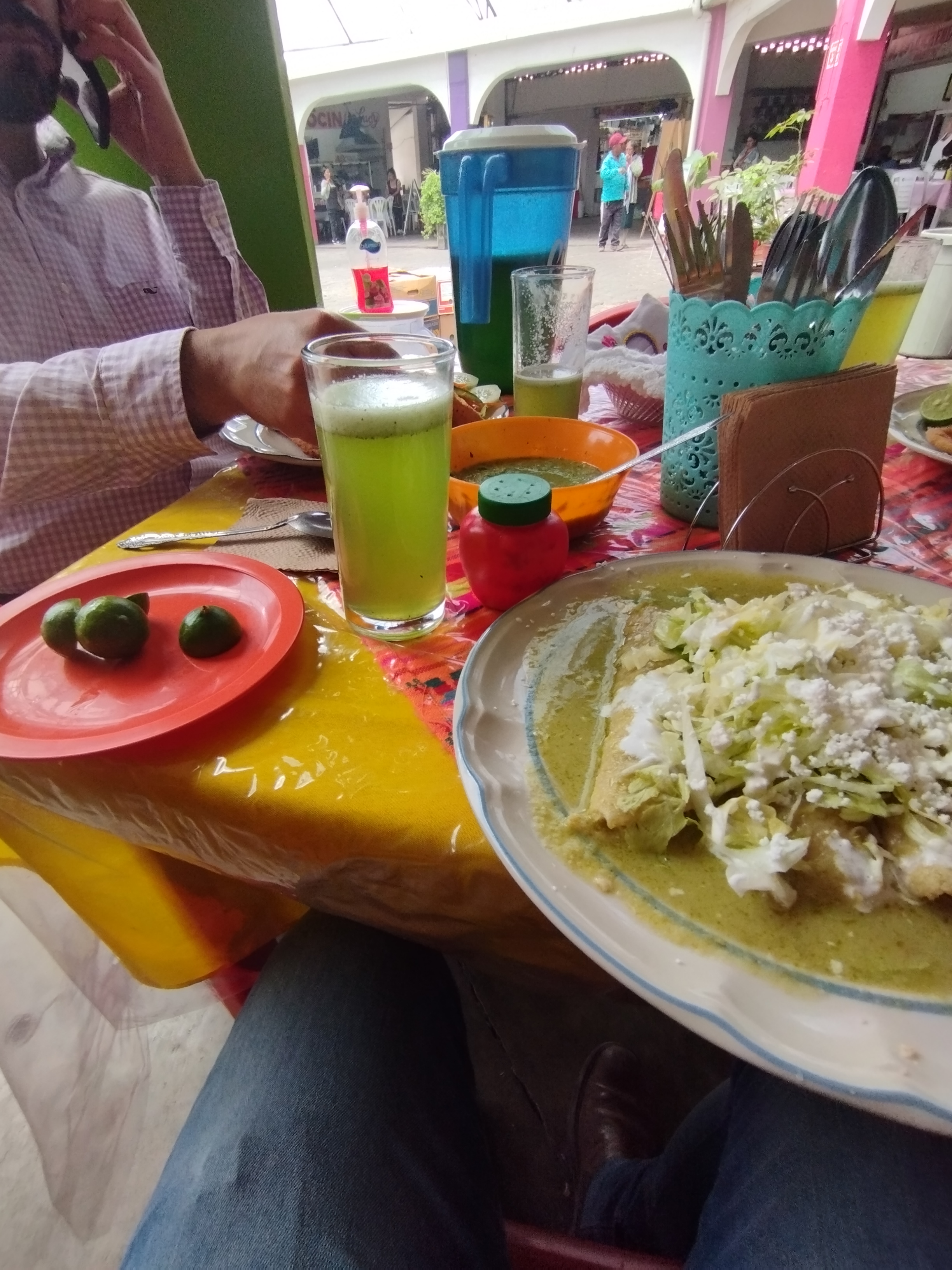 Cocina Económica Lucy image 2