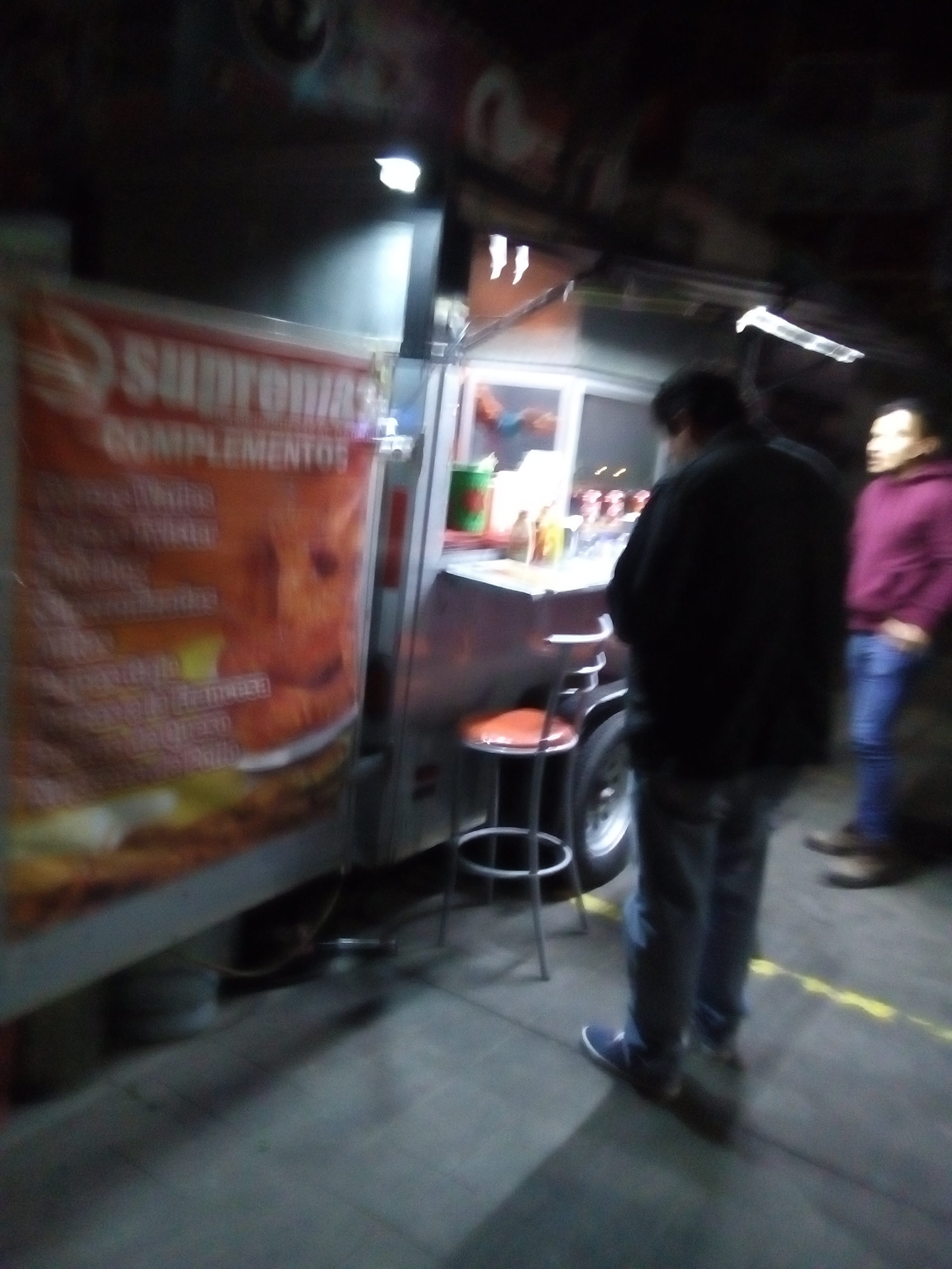 SUPREMAS HAMBURGUESAS AL CARBON image 9