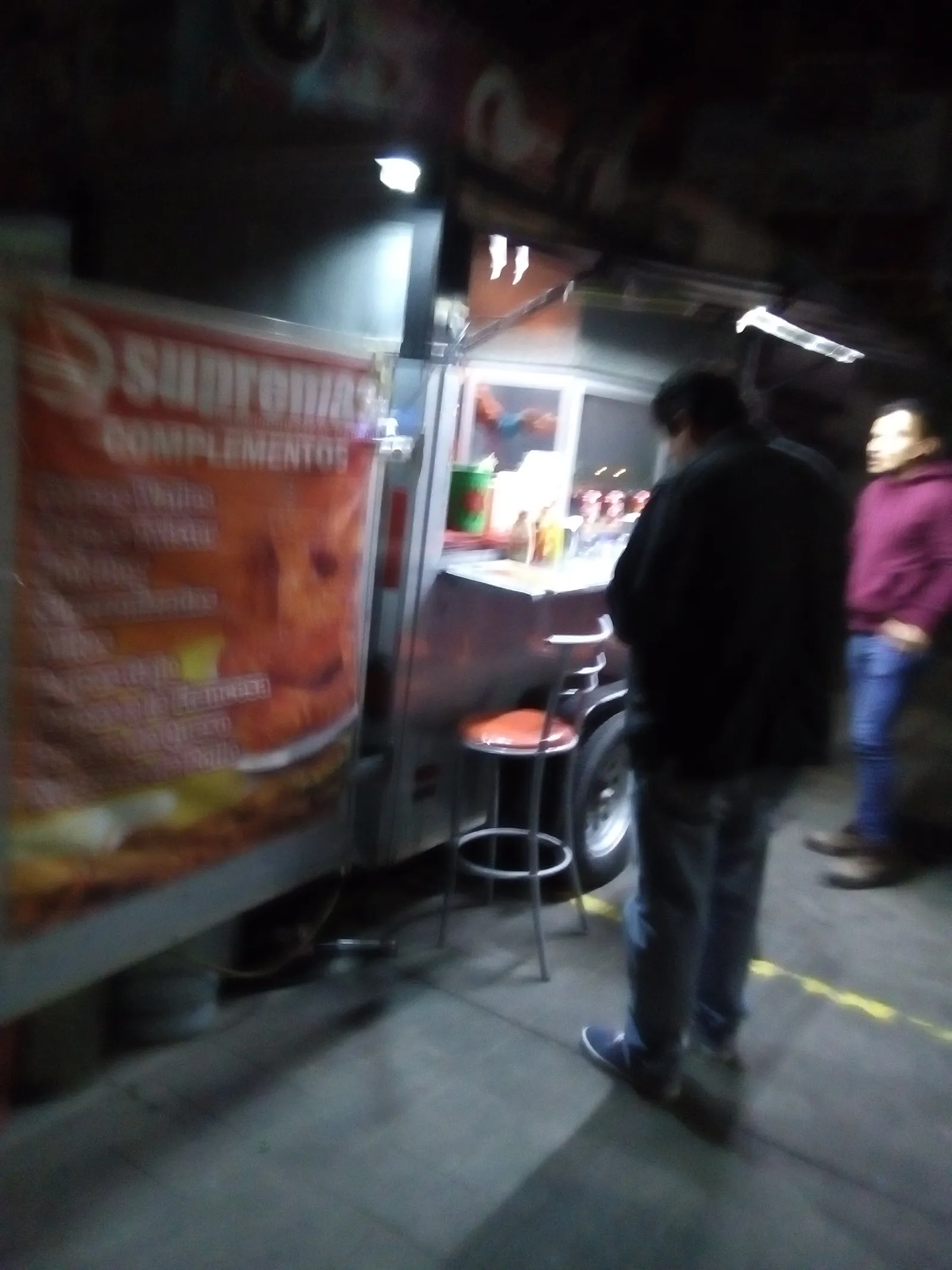 SUPREMAS HAMBURGUESAS AL CARBON image 9