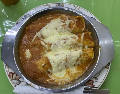 PIZZERIA "PEPE'S" image 1