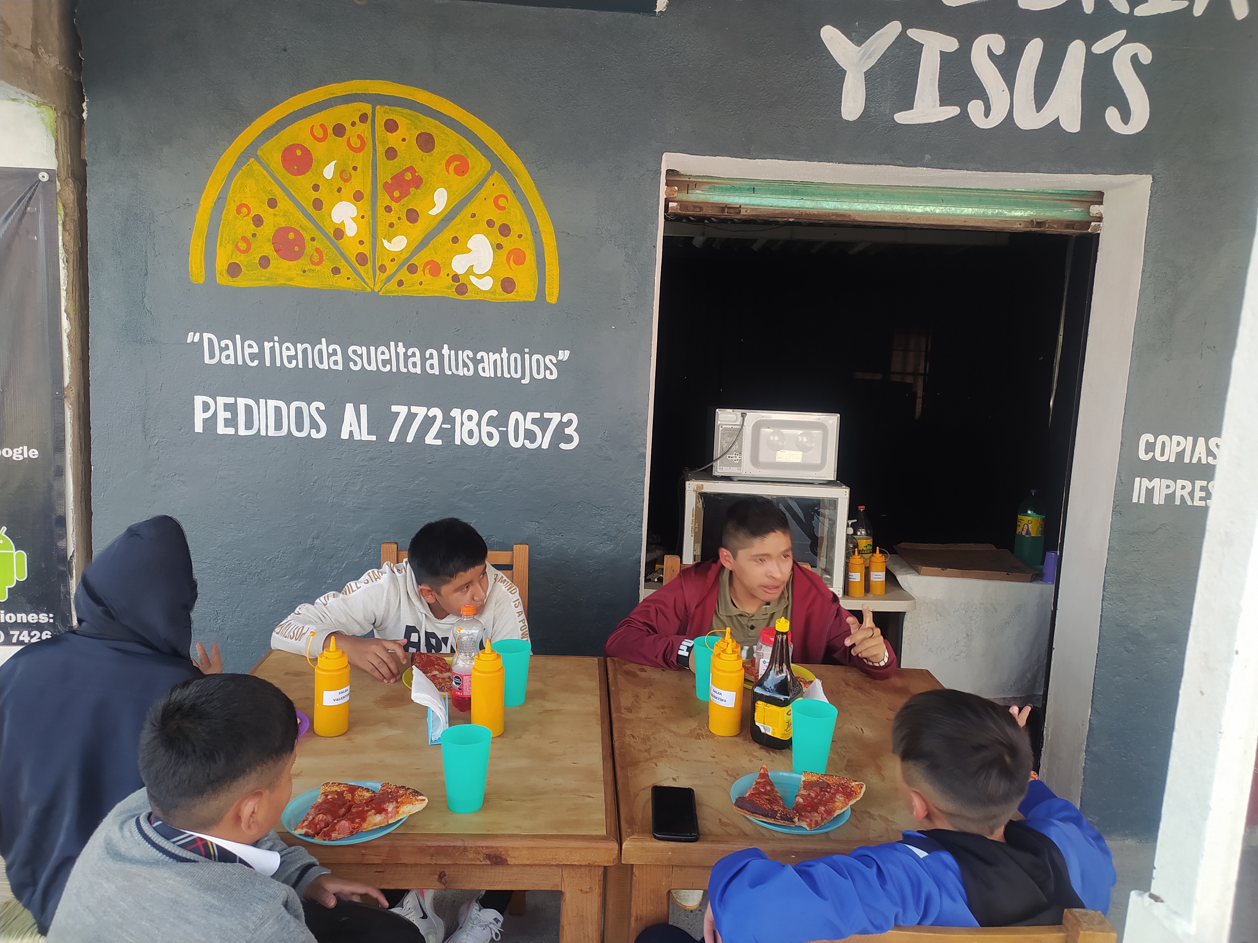 Yisu's Pizza image 5