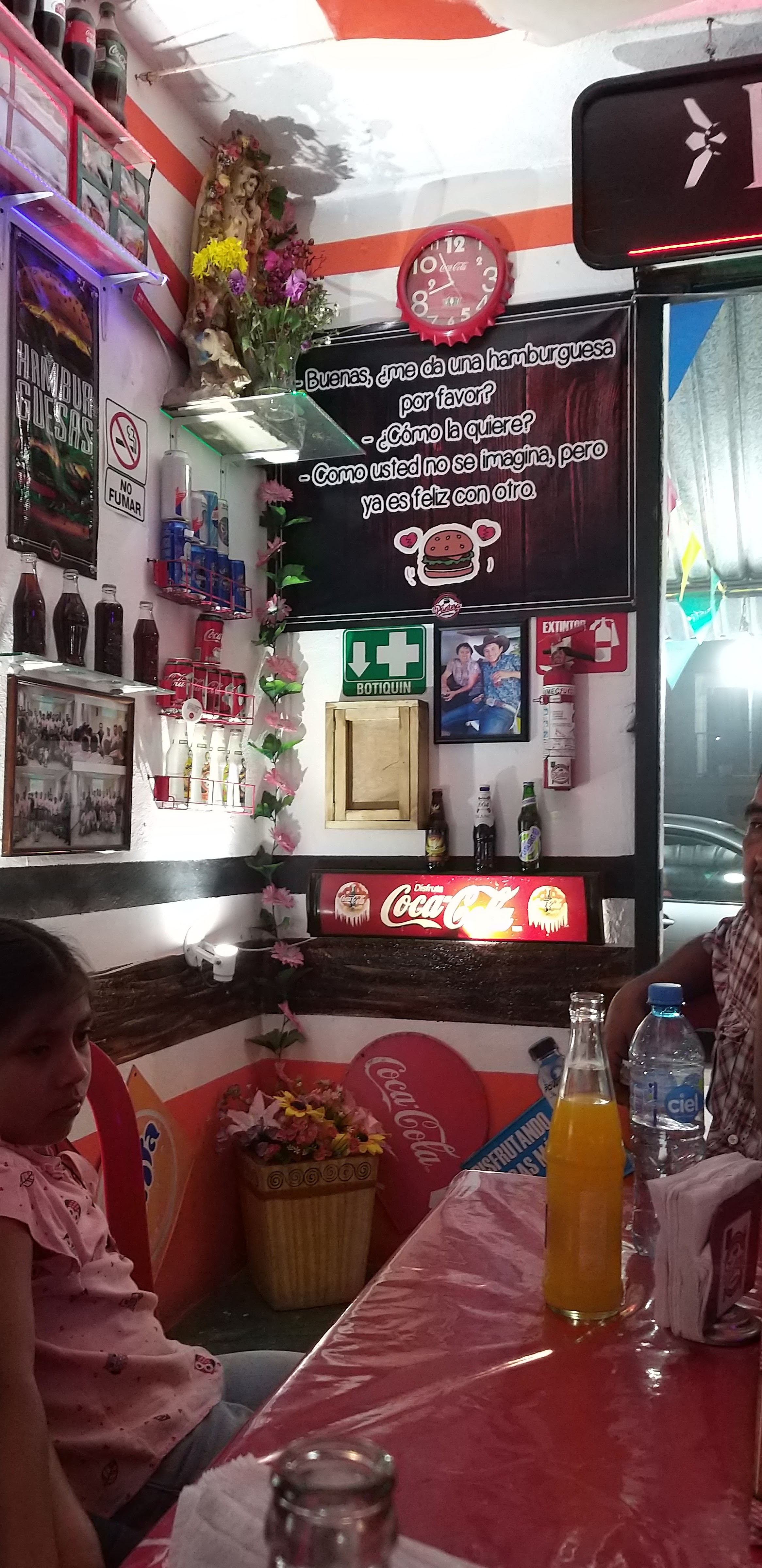 Hamburgesas El Pantera image 3