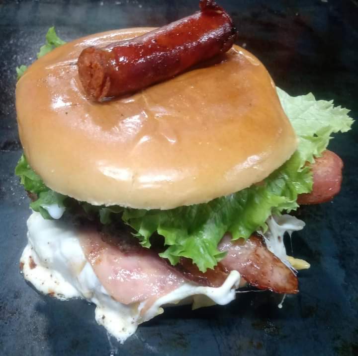 Meztli Hamburguesas image 2