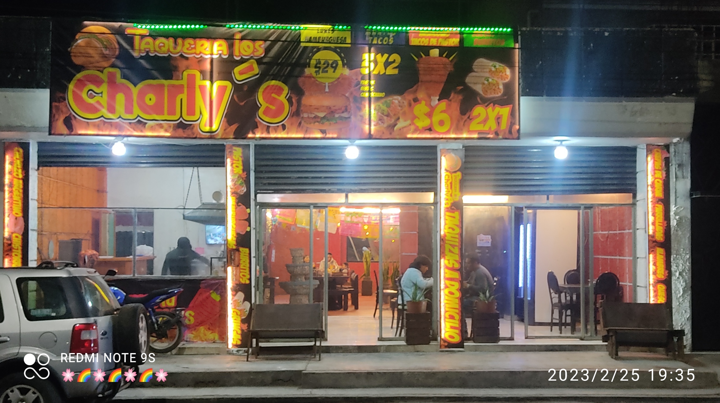 Taqueria "Los Charlys" San Antonio Zaragoza" image 1