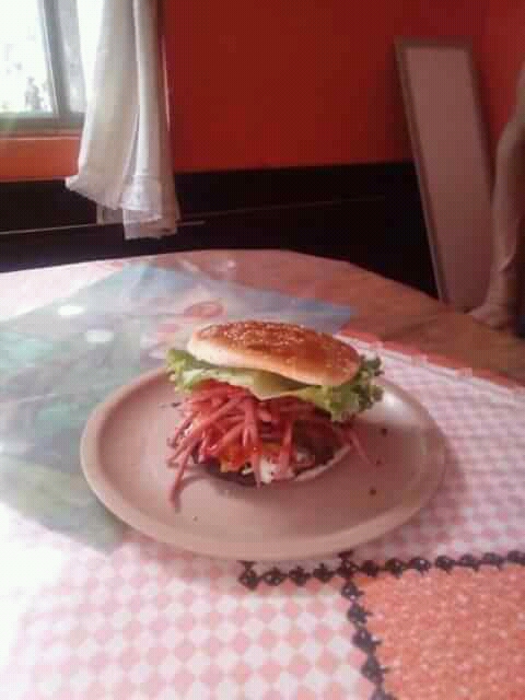 Tona_burguer's image 10