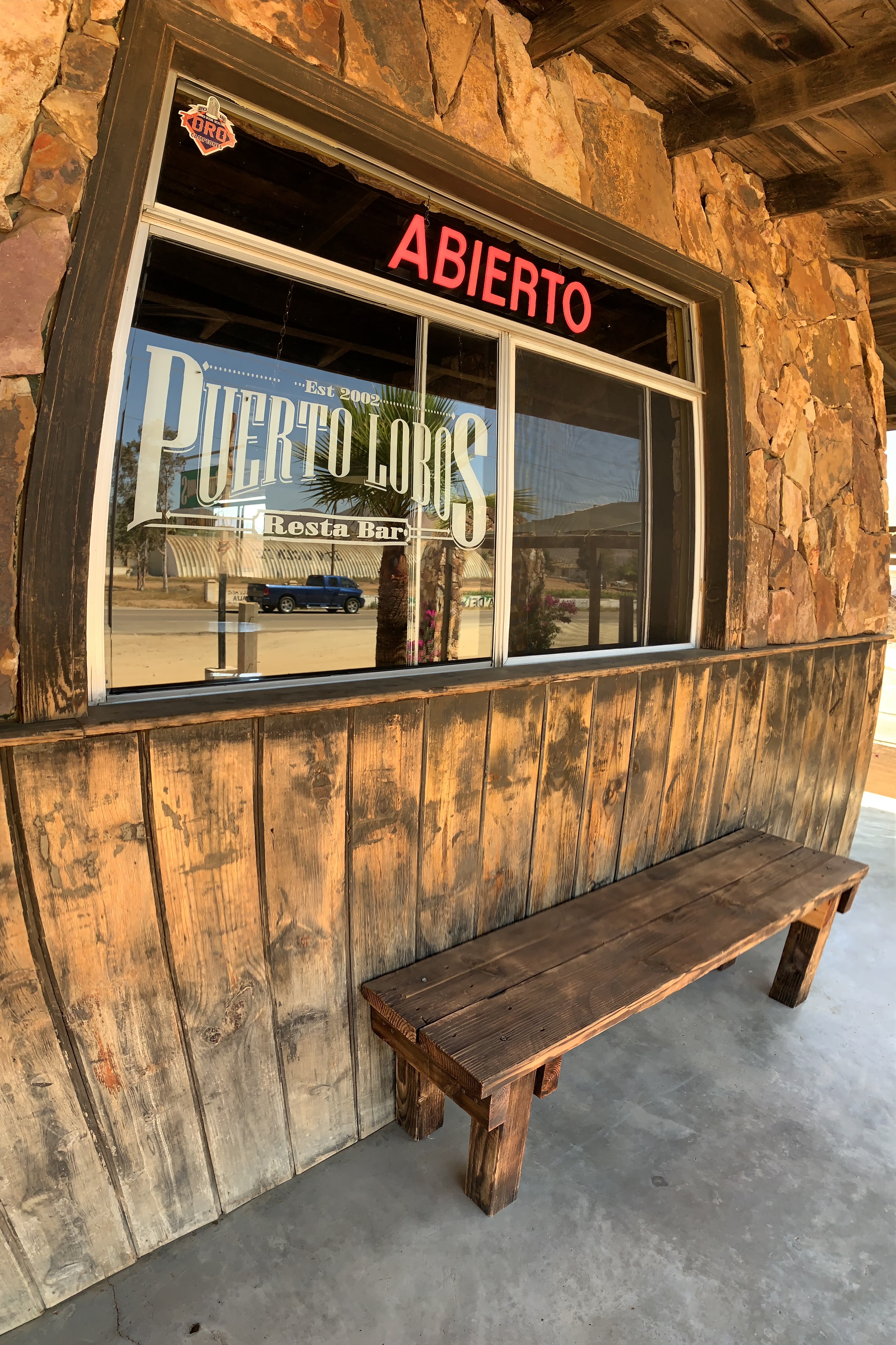 Puerto Lobos Bar&Resta image 1