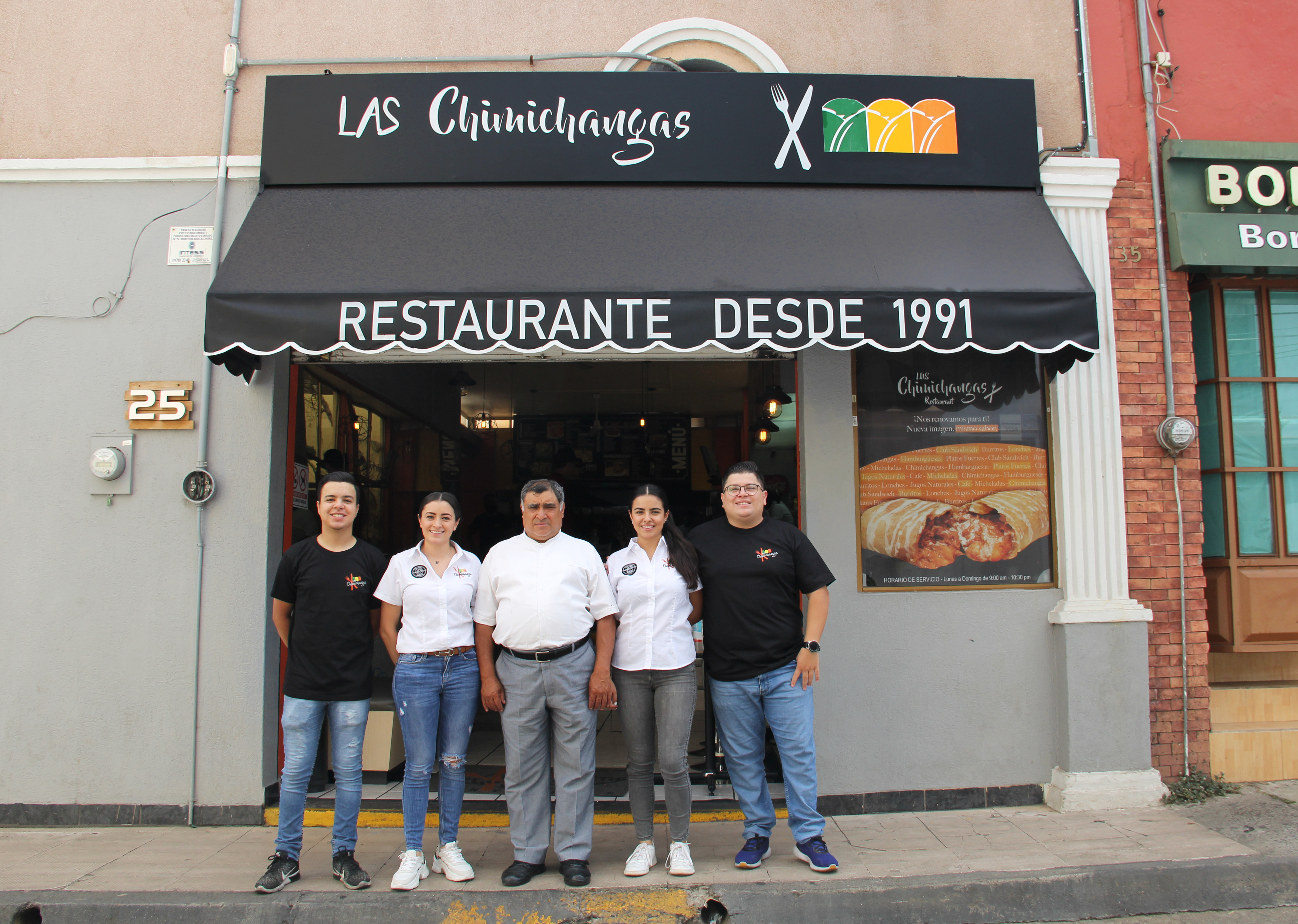 Las Chimichangas Centro Mapelo image 6