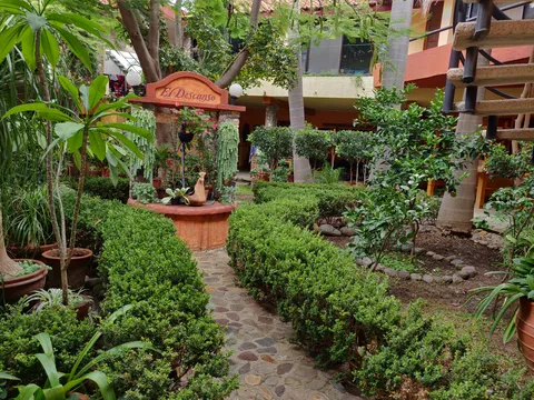 El Descanso image 3