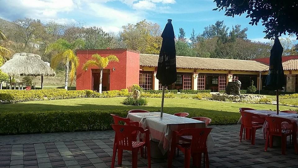 Las Brasas Restaurante Familiar image 1