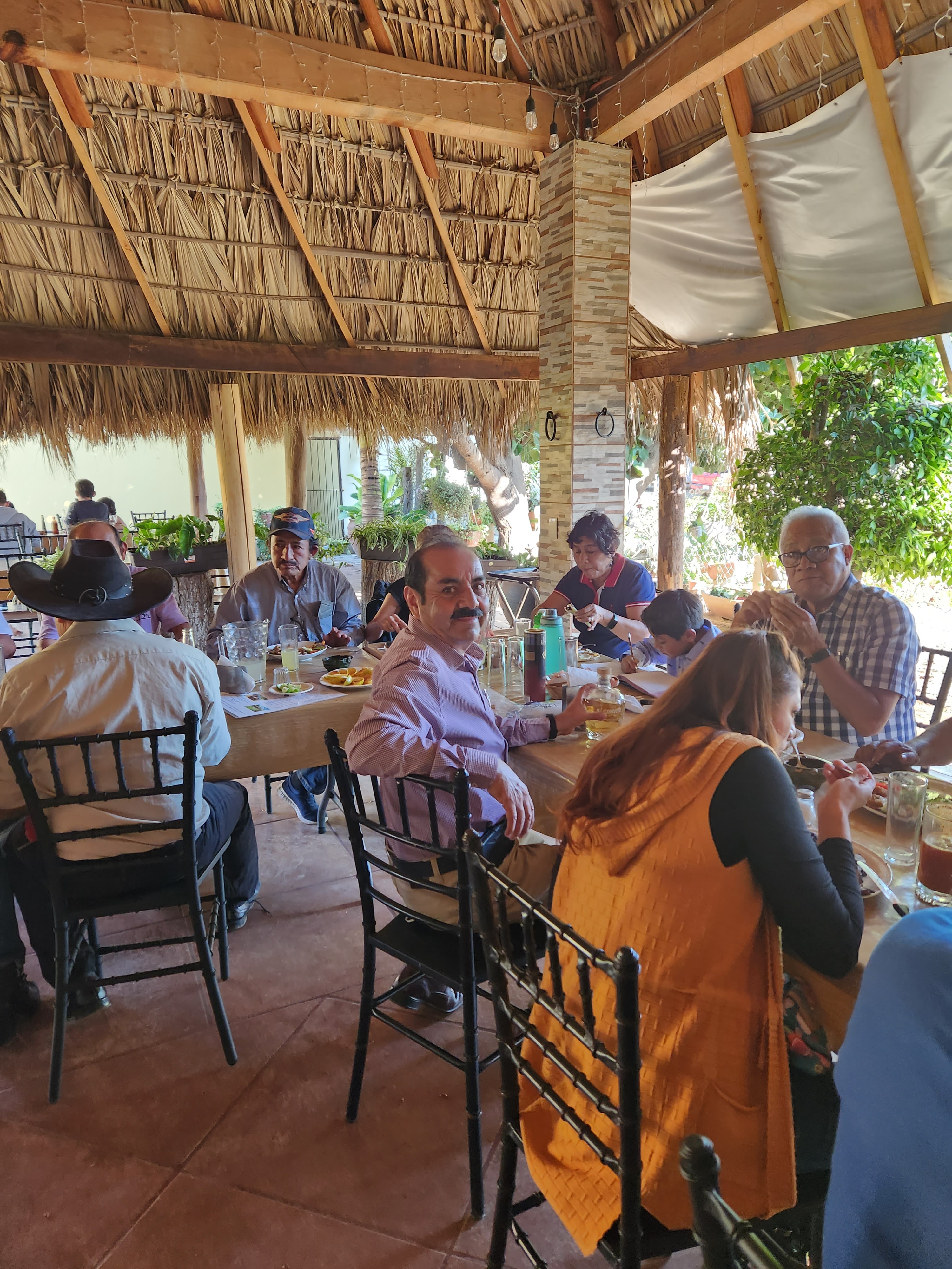 Las Brasas Restaurante Familiar image 5