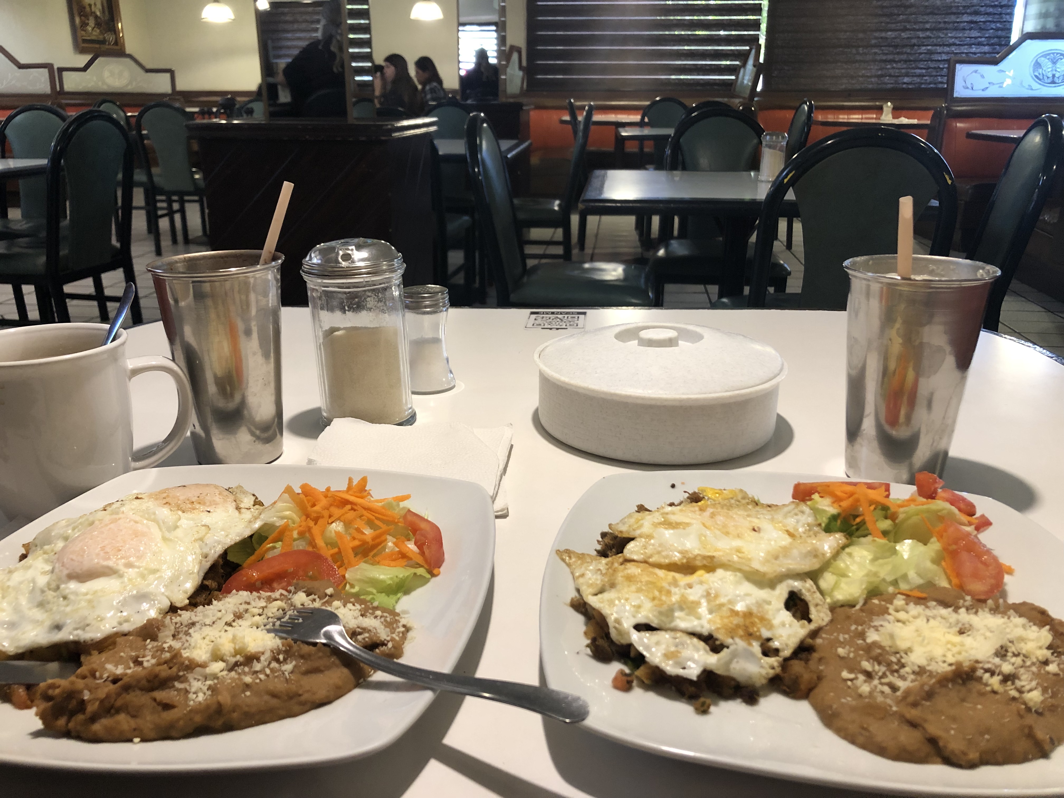 Tip's Restaurante image 6