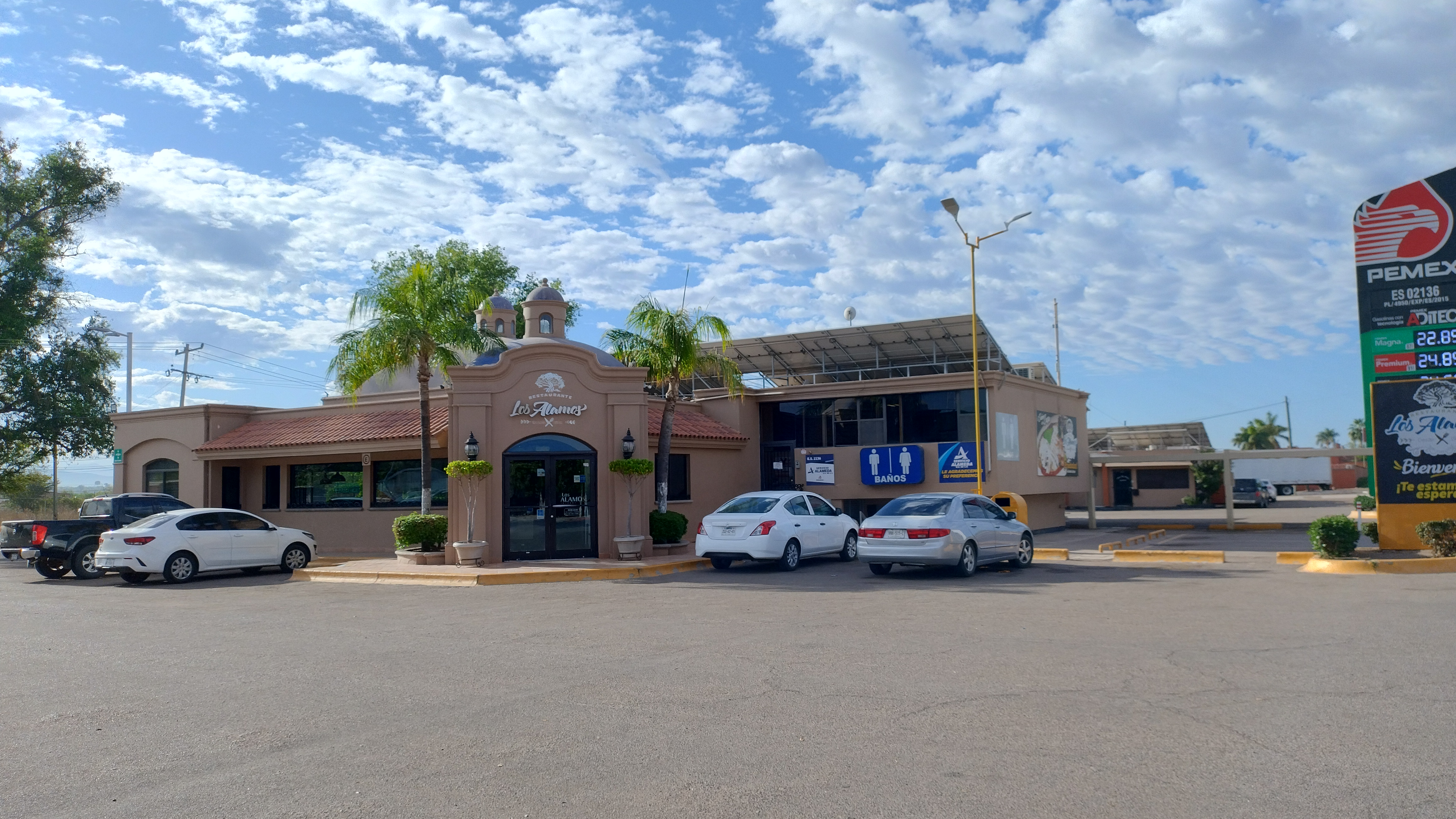 restaurante los alamos image 9