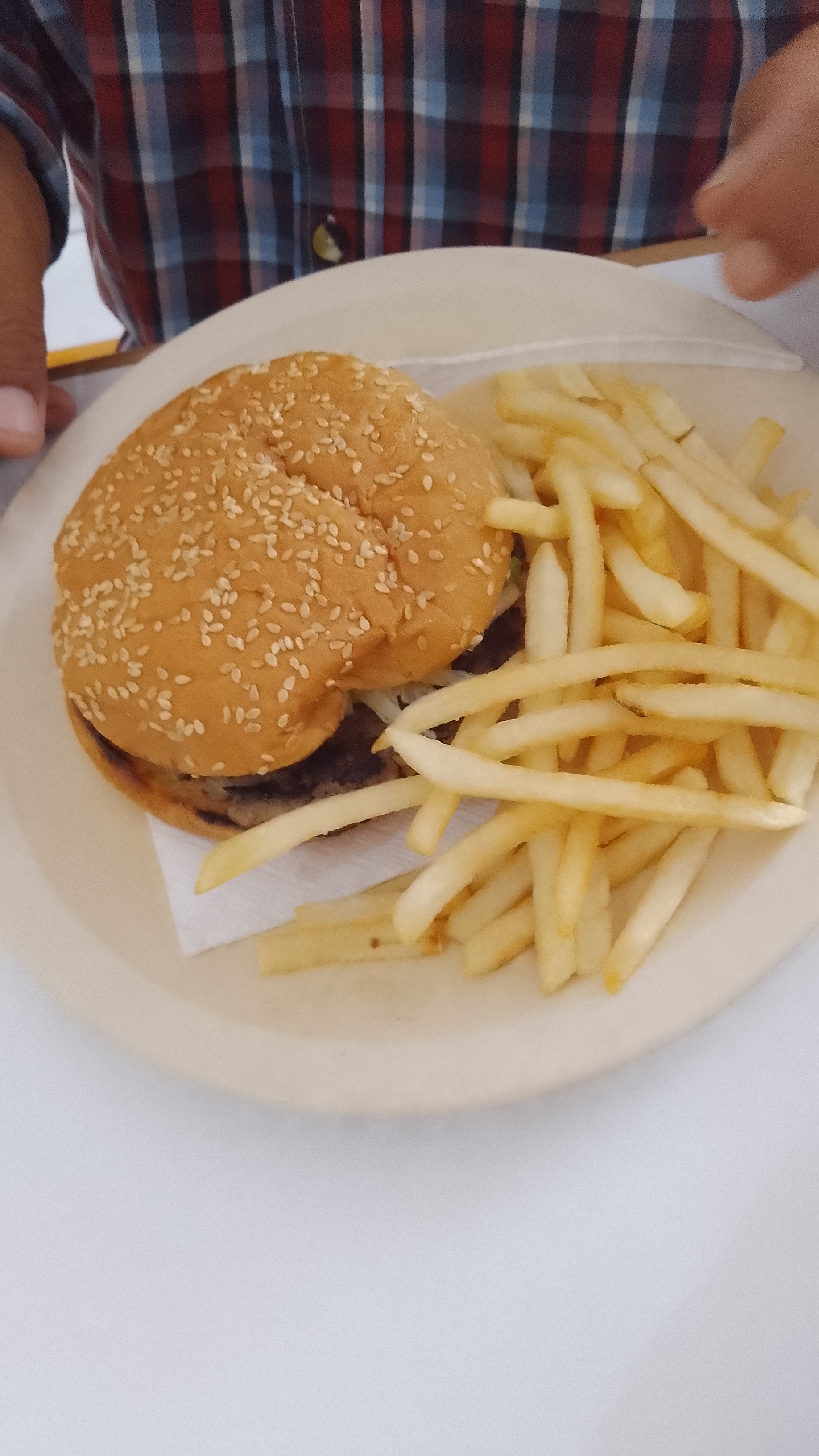 Rich Restaurante image 8