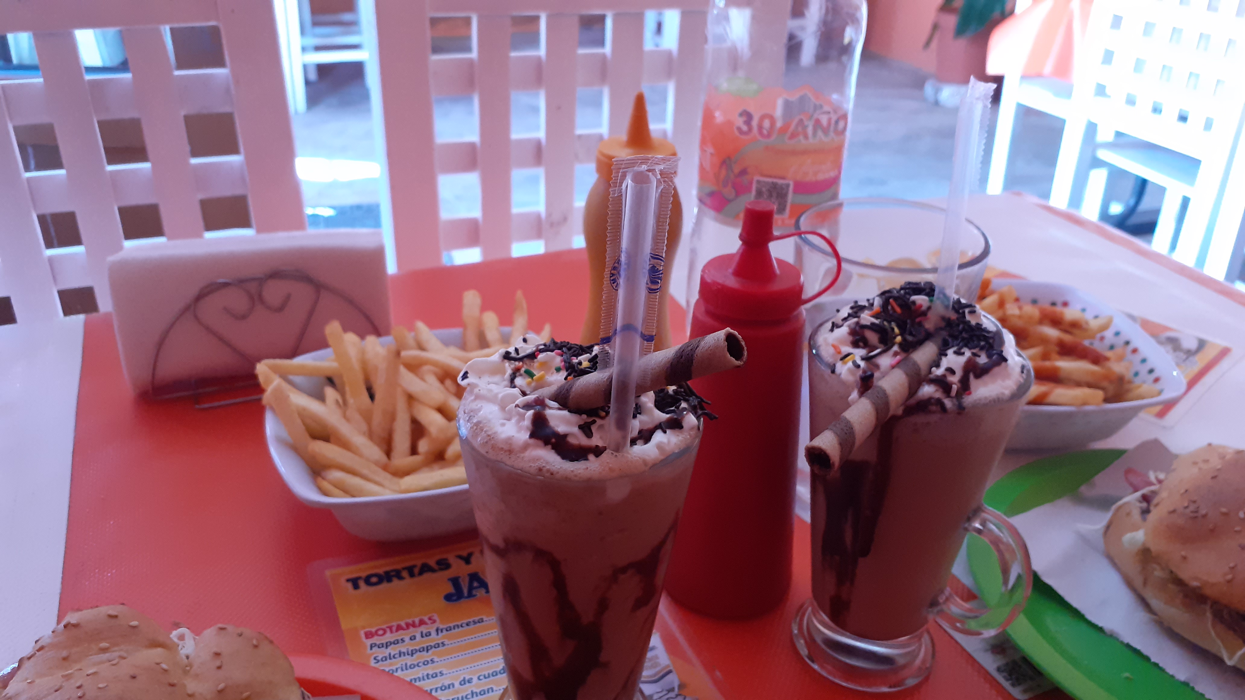 TORTAS Y BOTANAS JAN image 2