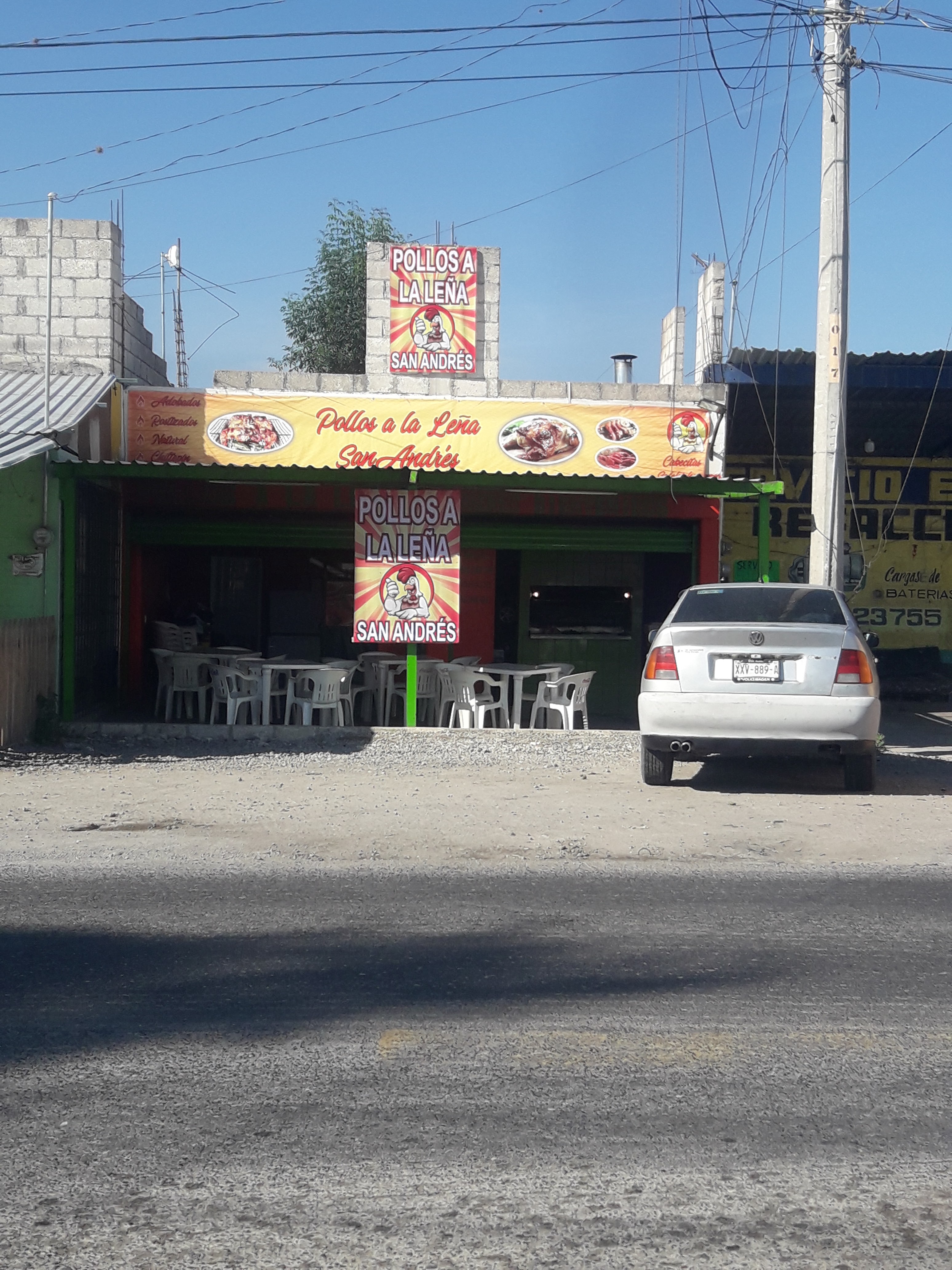 Pollos a la leña San Andrés un estilo diferente image 3