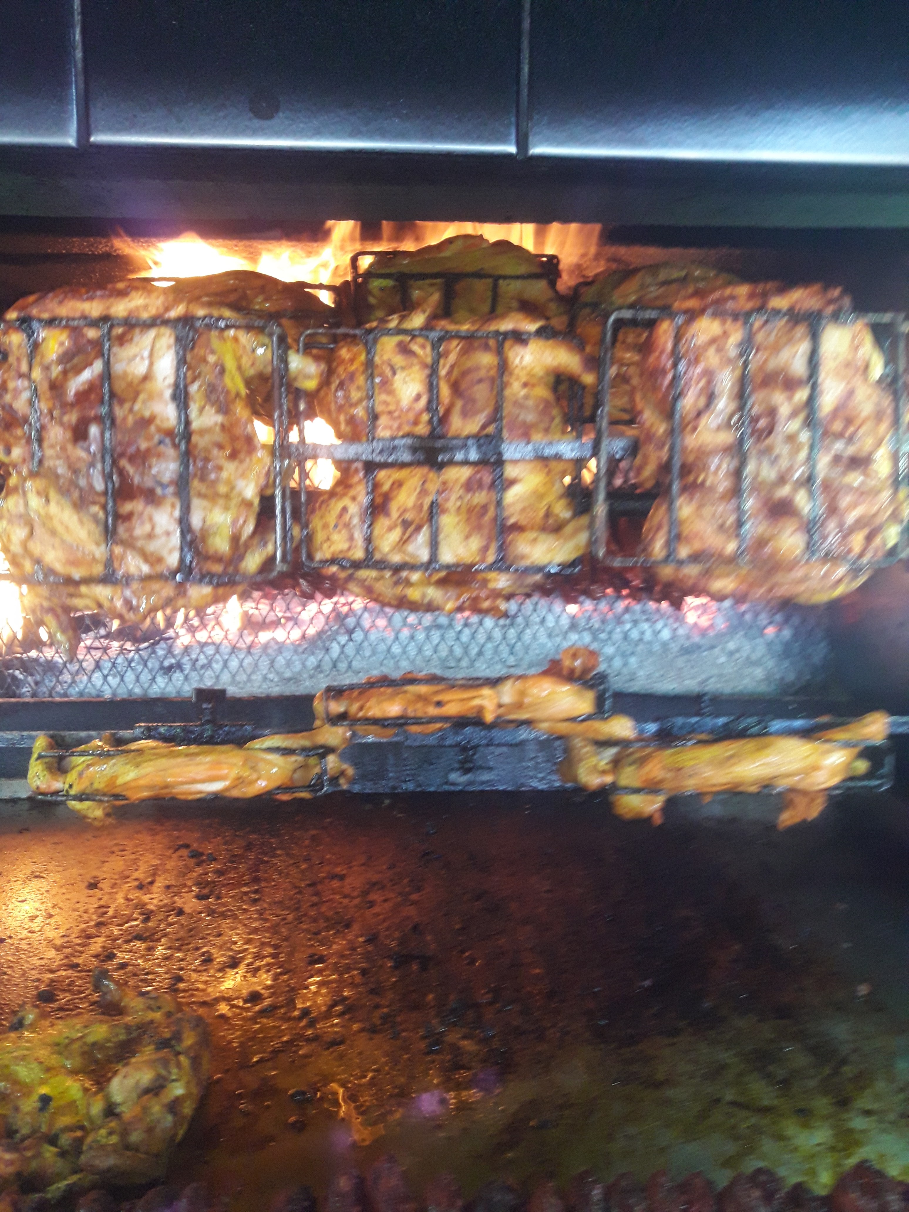 Pollos a la leña San Andrés un estilo diferente image 6