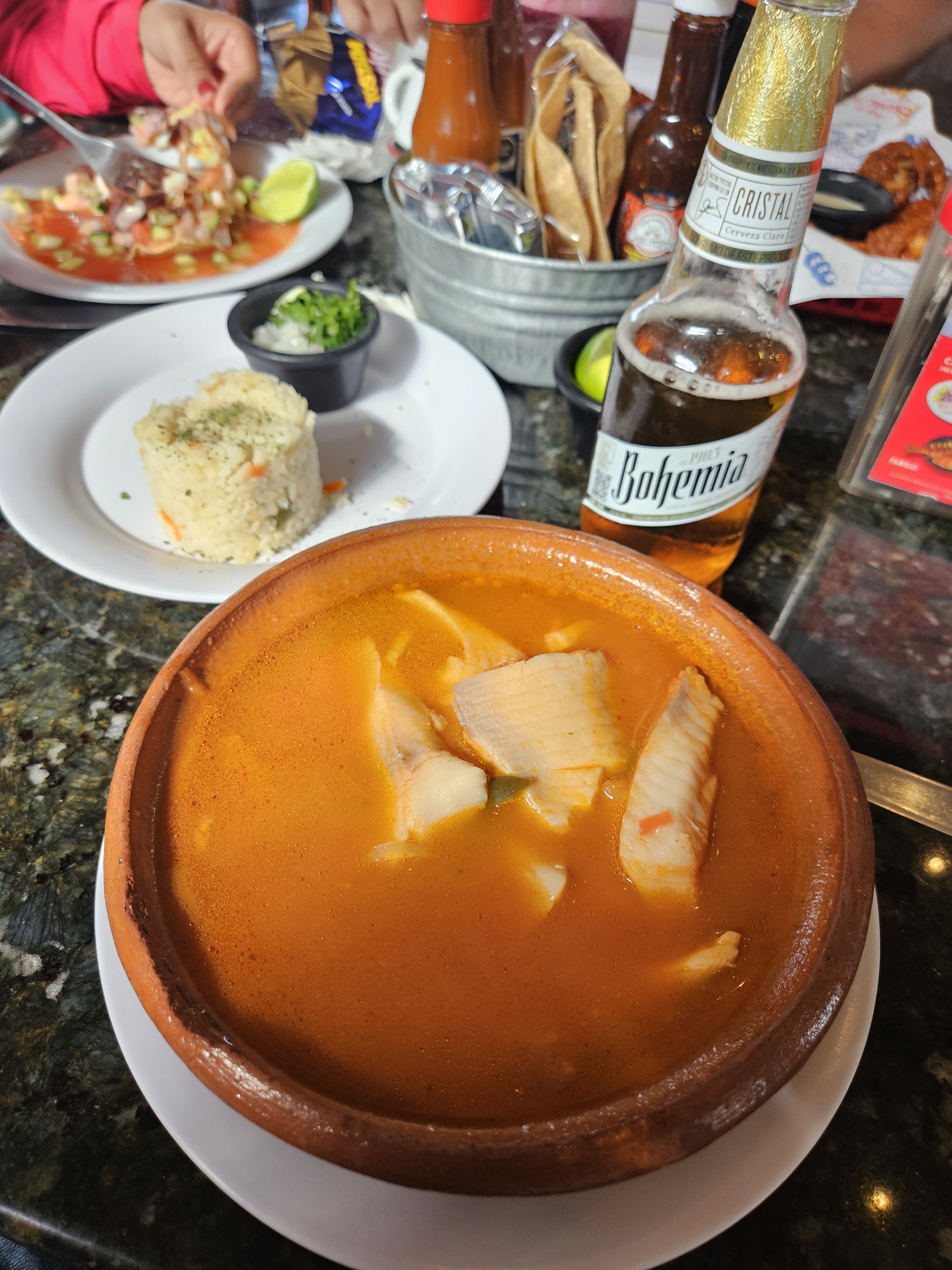 El Chavalón Silao, Mariscos image 7