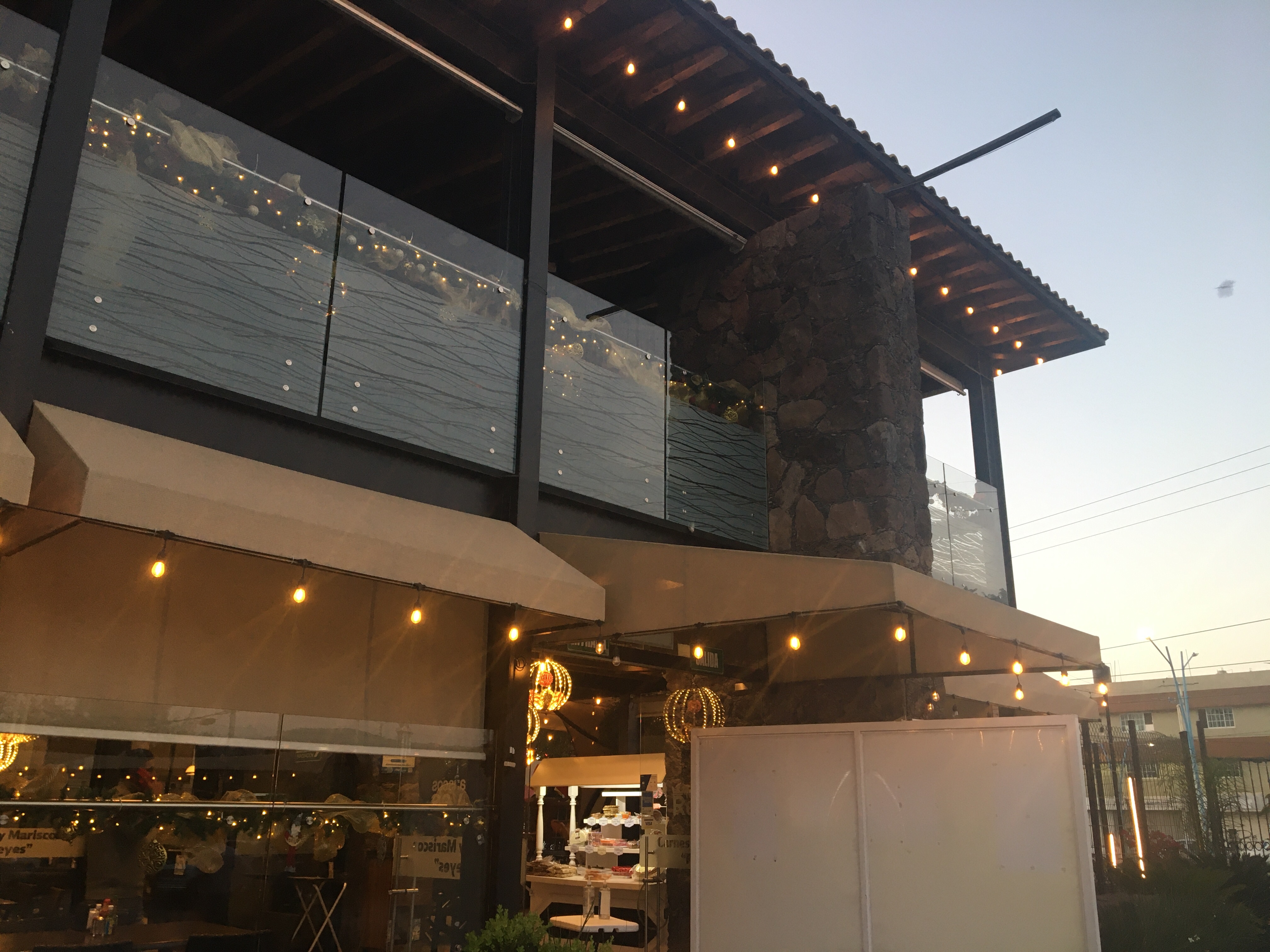 Mariscos Reyes - Silao,Gto. image 9