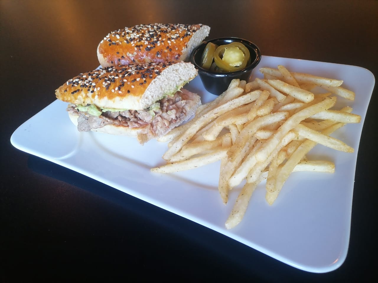 Mangiare pizzeria image 8