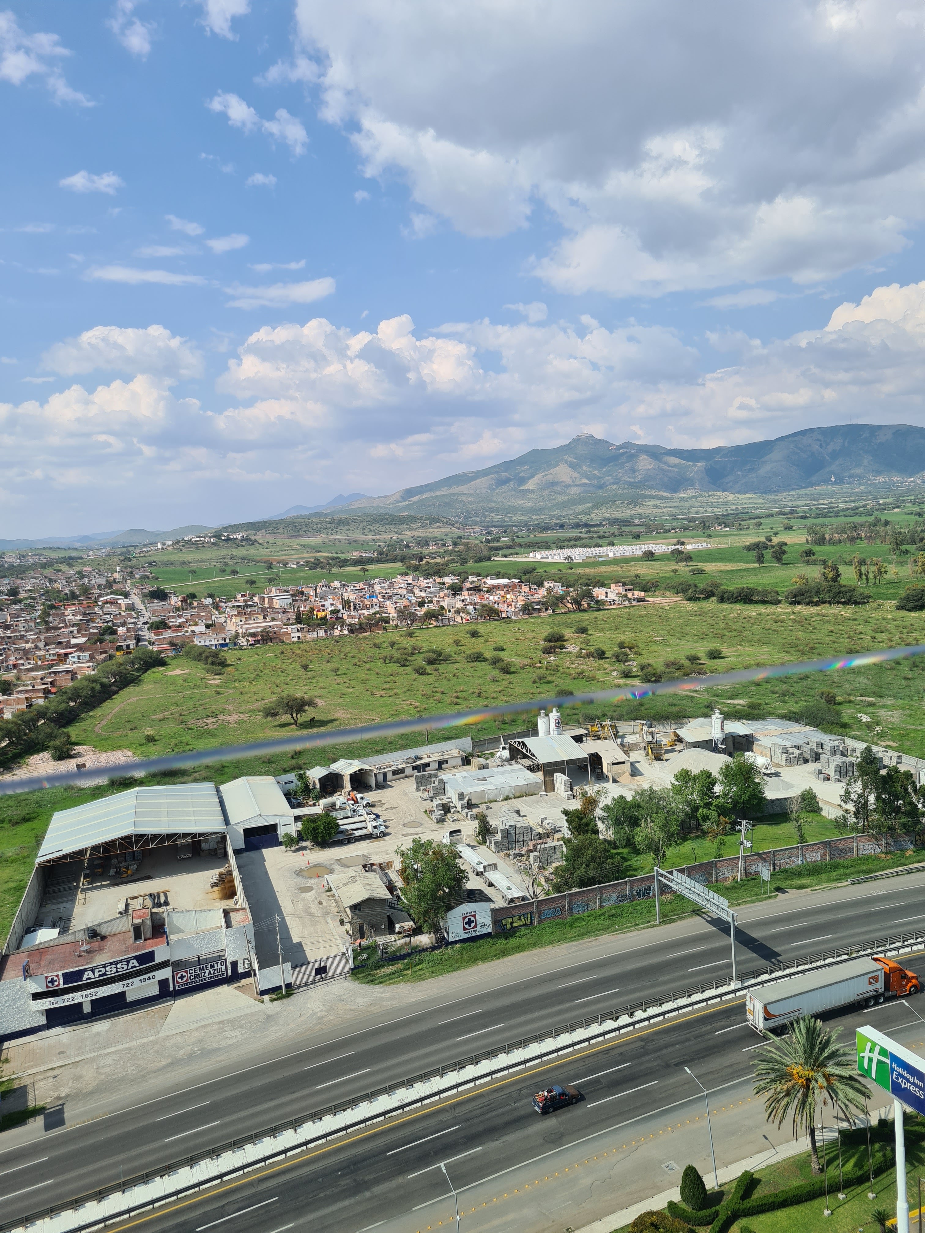 Arowana Sky Lounge image 7