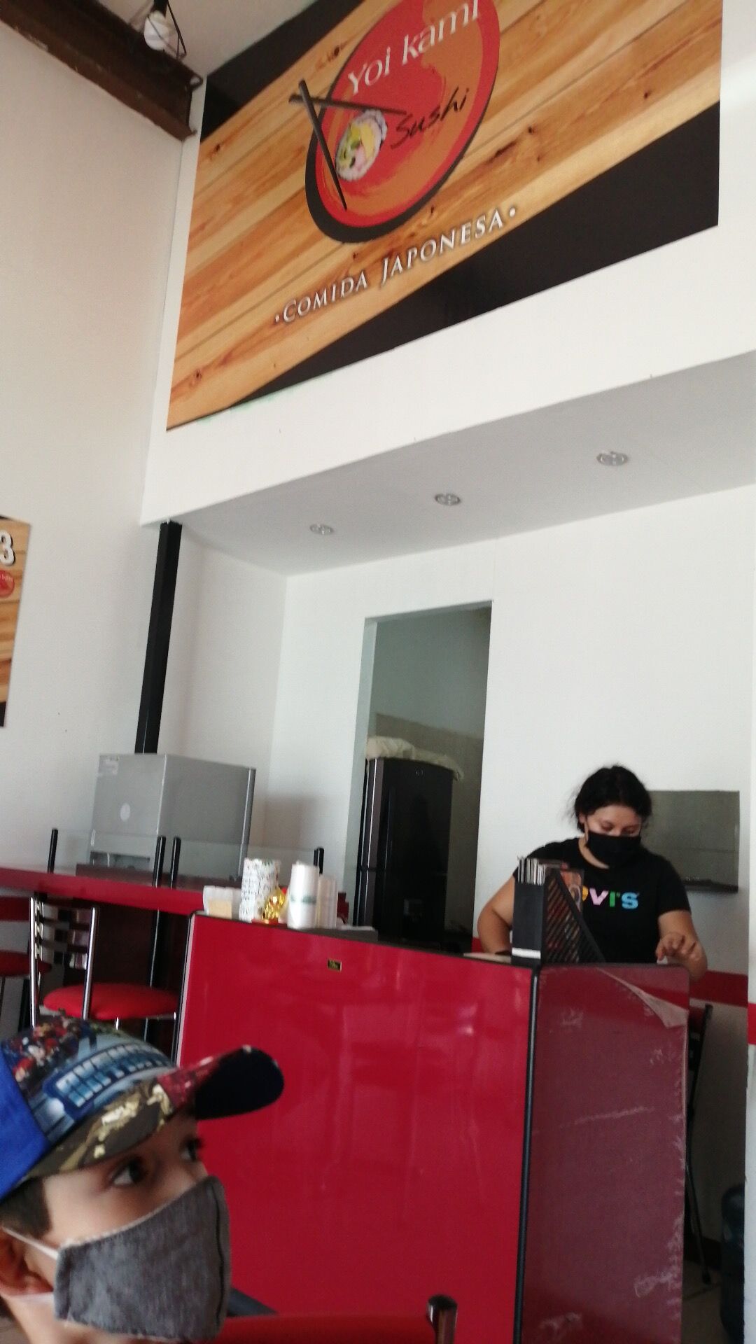 Yoi Kami Sushi image 9