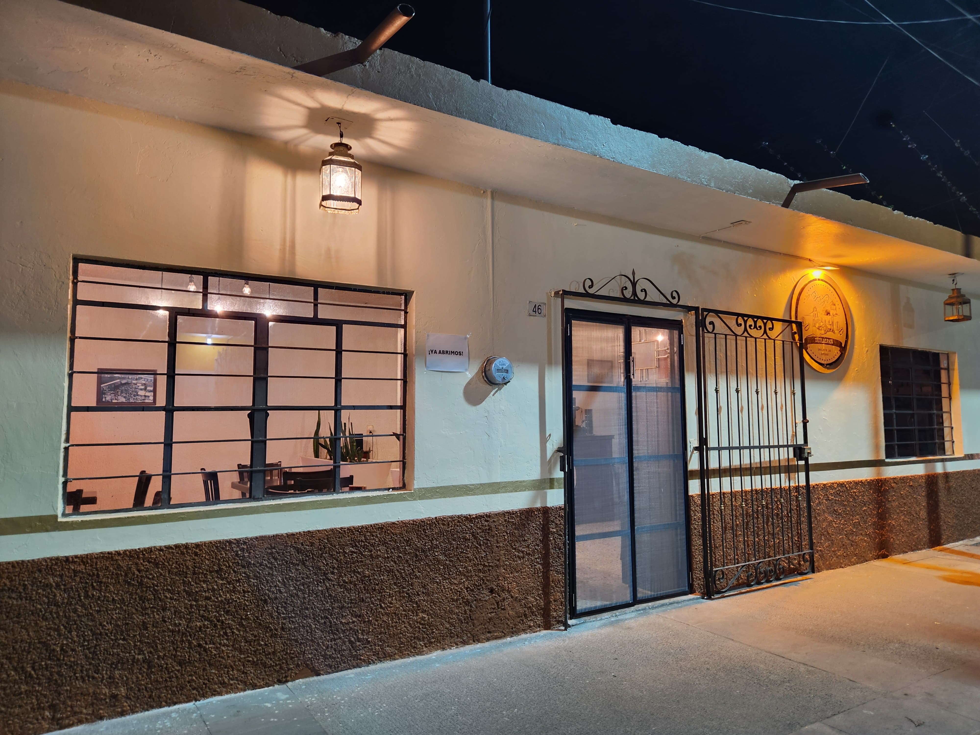 Los Caporales image 1