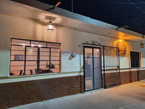 Los Caporales image 1