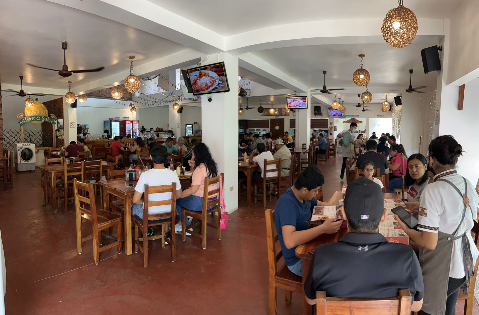 Sazón Yokot'an del Güero de Saloya image 1