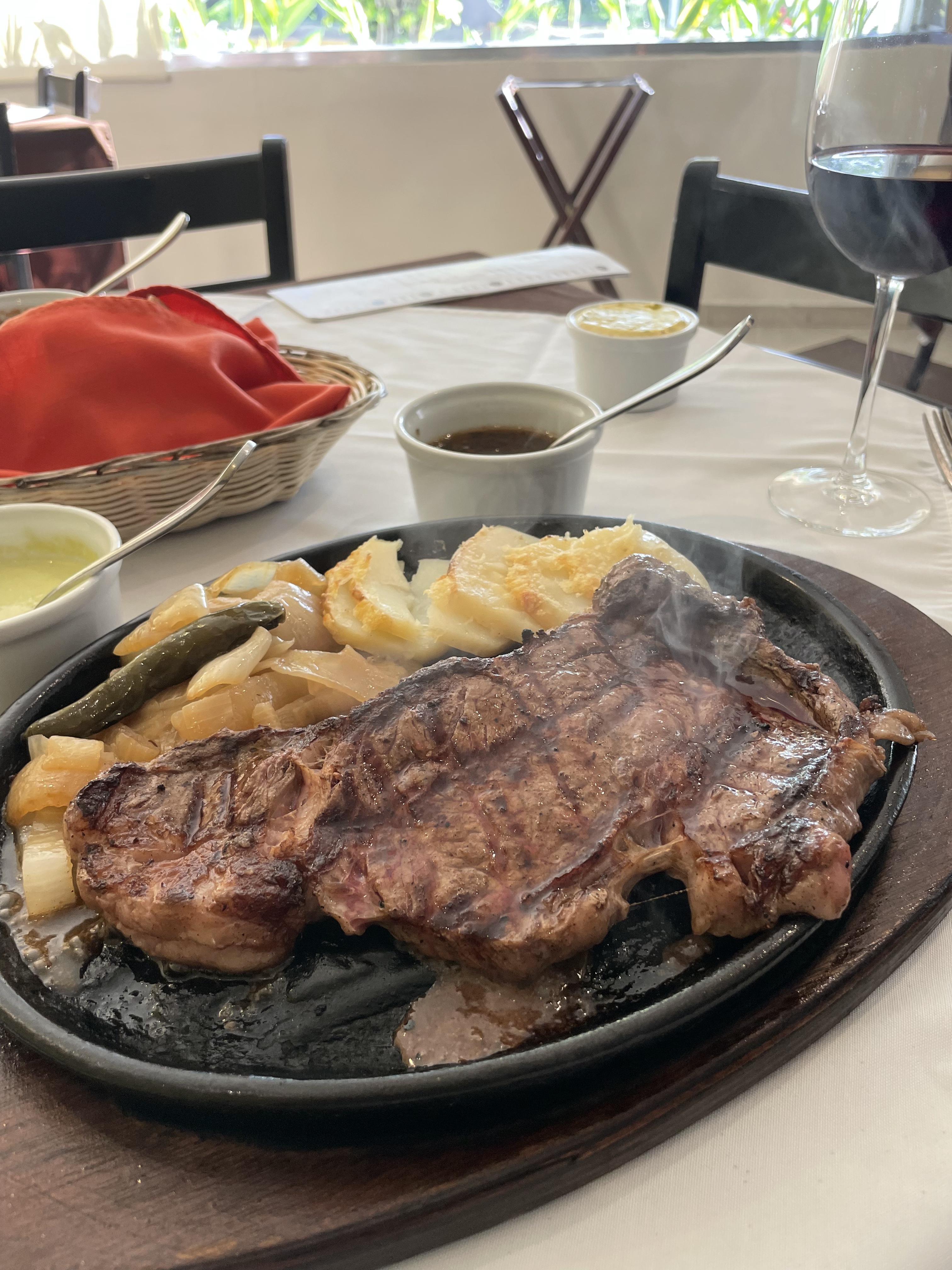 La Estancia Del Bife, Paseo Usumacinta image 4