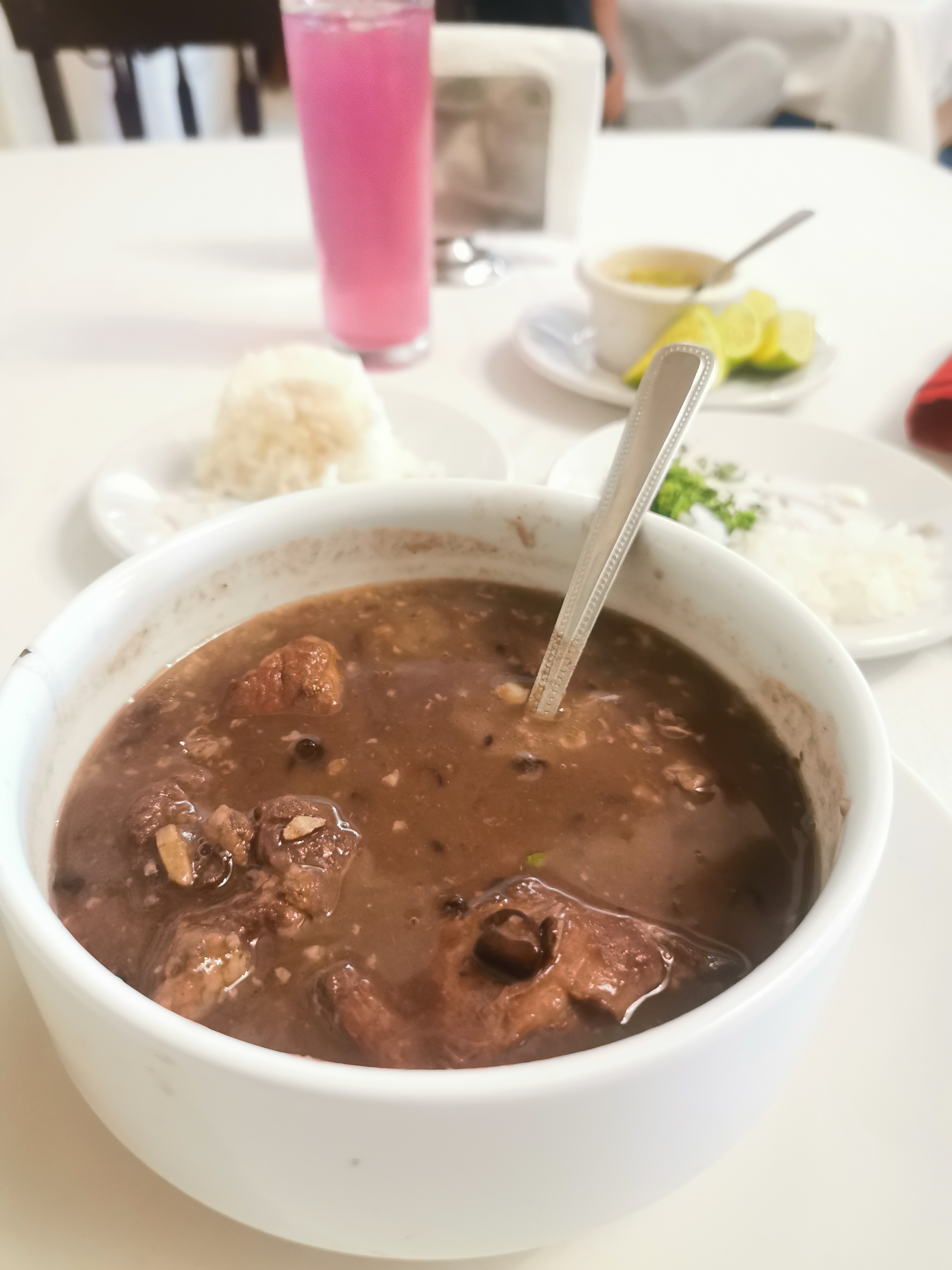 LARRABEZUA RESTAURANT image 5