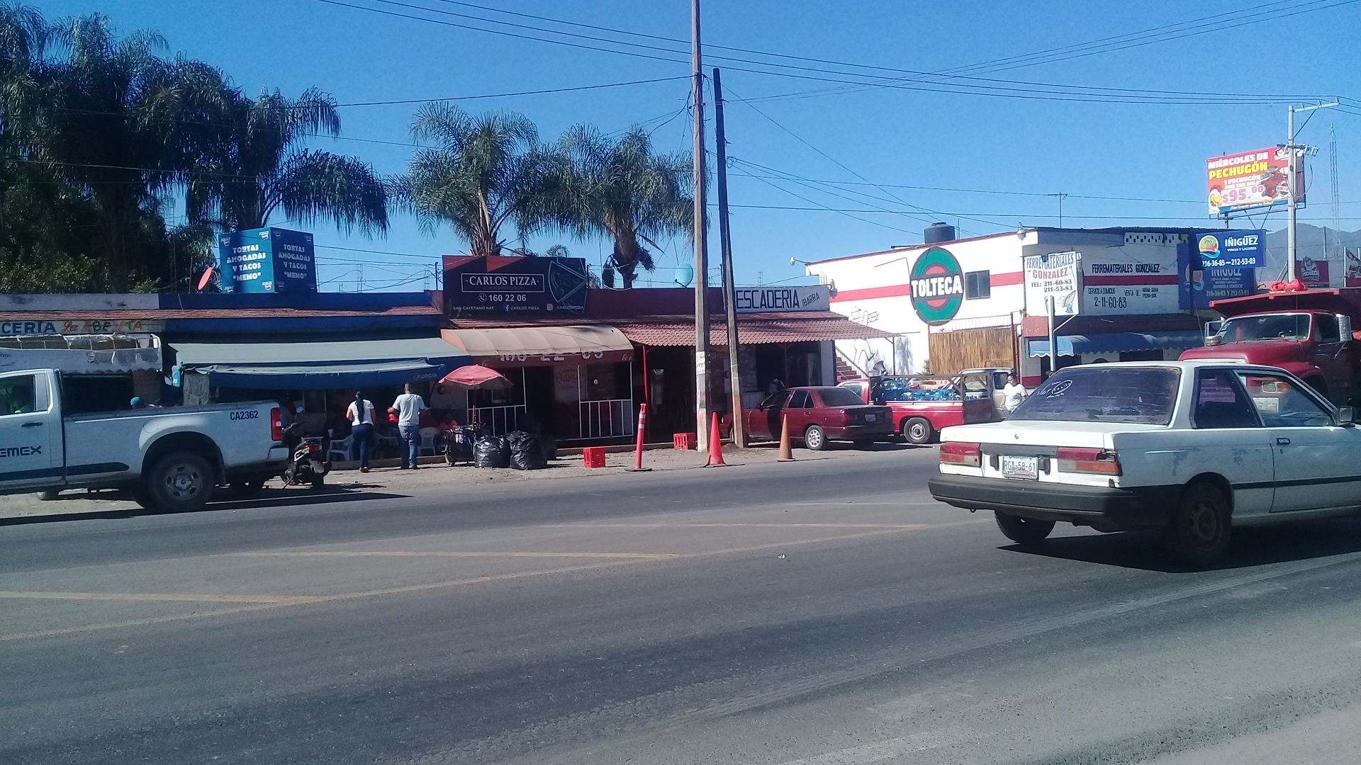 Carlos Pizza image 2