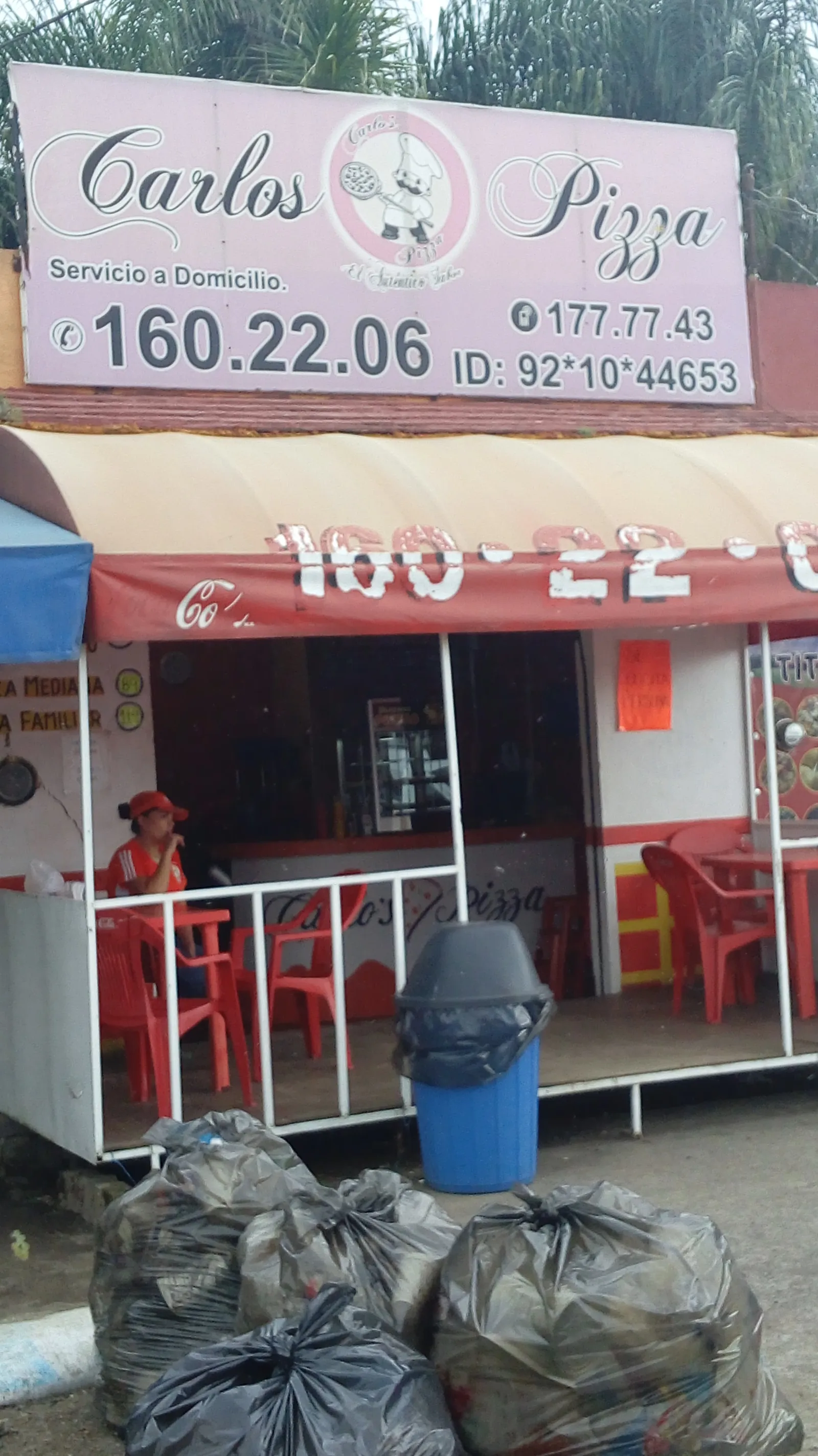 Carlos Pizza image 3