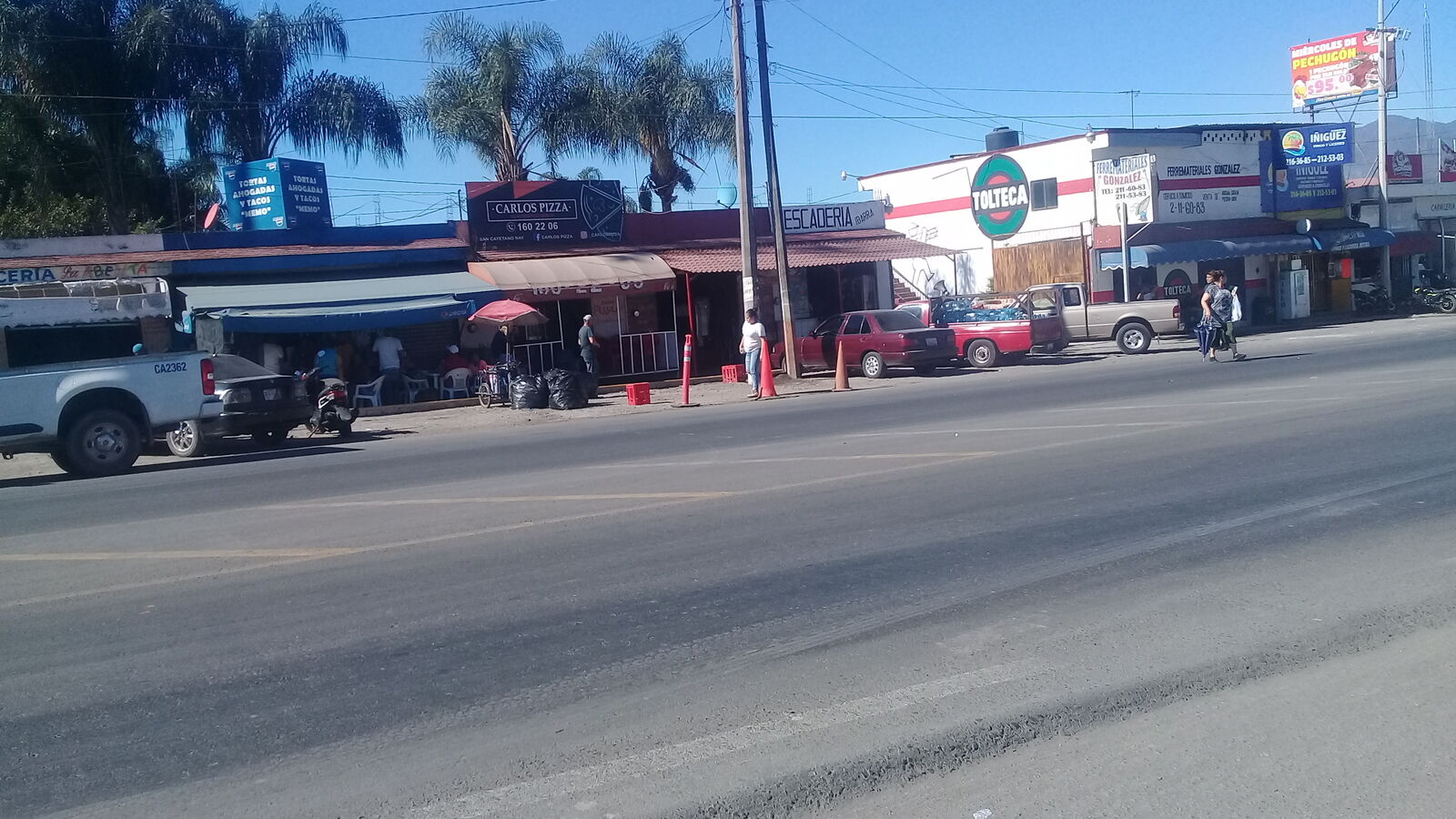 Carlos Pizza image 8