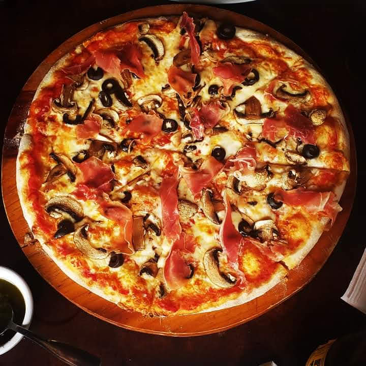 La Estancia Horno Parrilla y Cava image 3