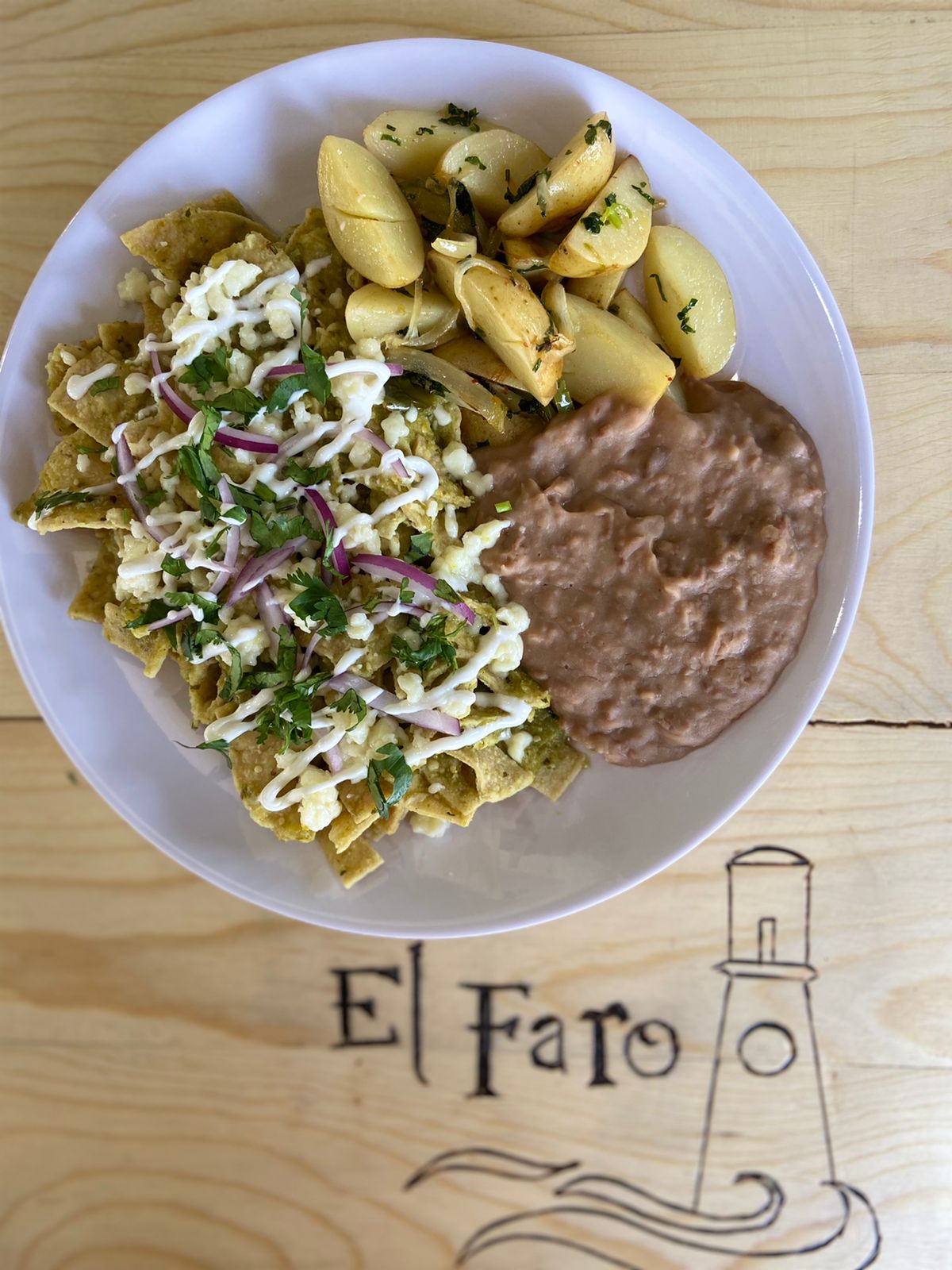 El Faro Restaurante image 7