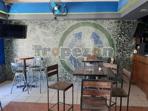 El Tropezón image 1