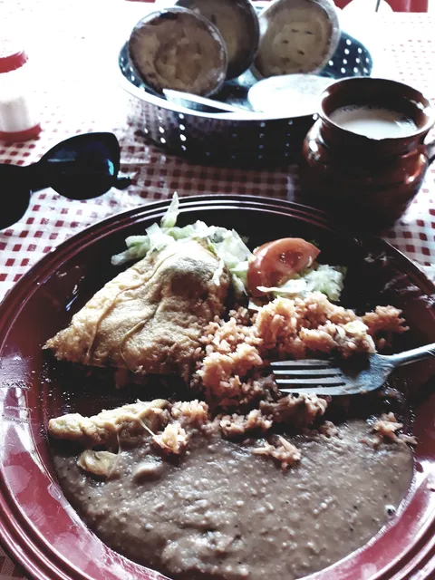 Restaurante la chata image 5