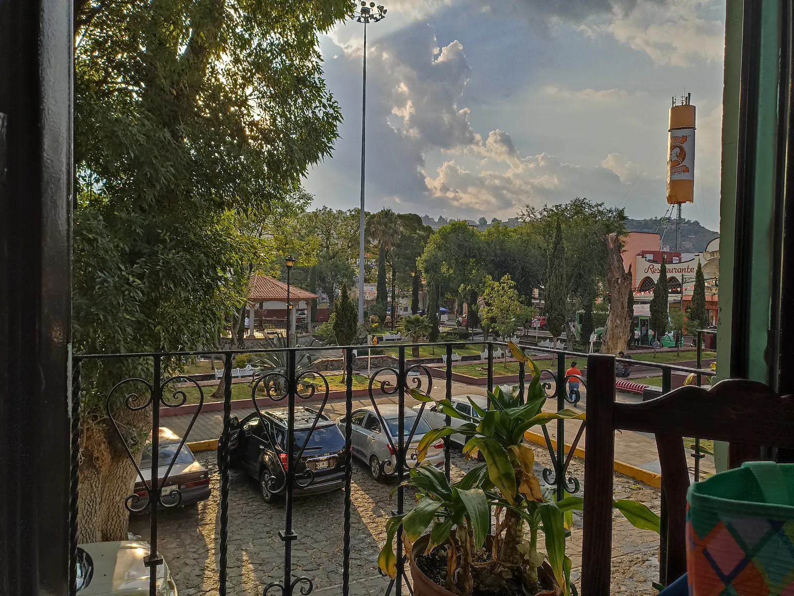 El Parque image 4