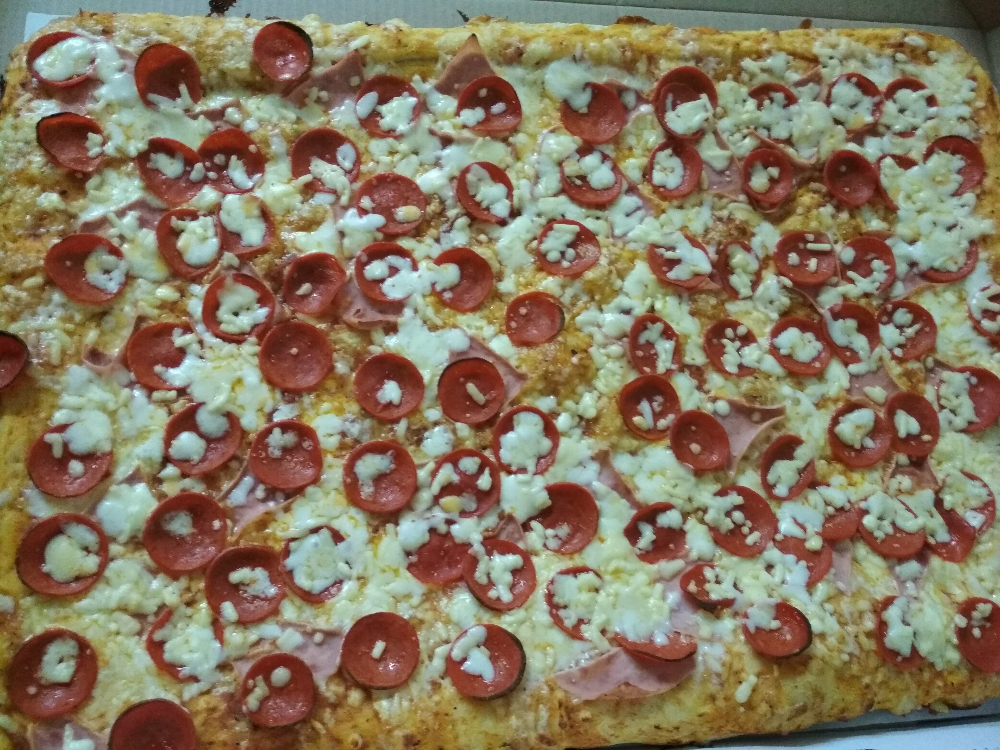 Famous Pizza image 4