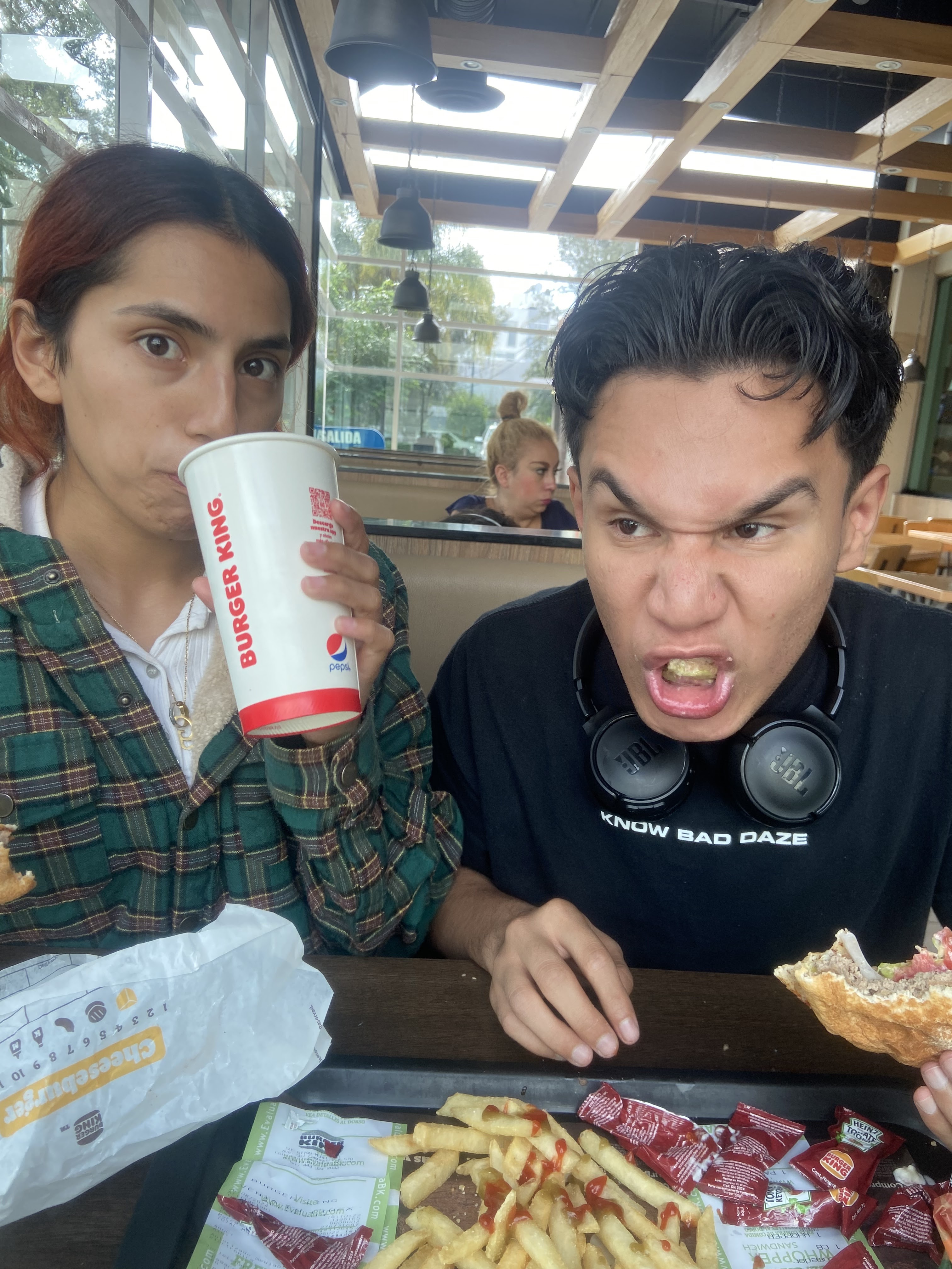 KFC Plaza Paseo Poniente image 9