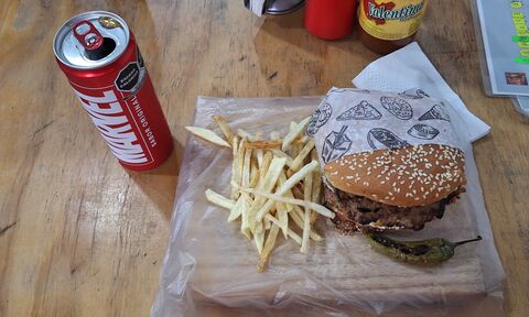 Moji Burger image 4