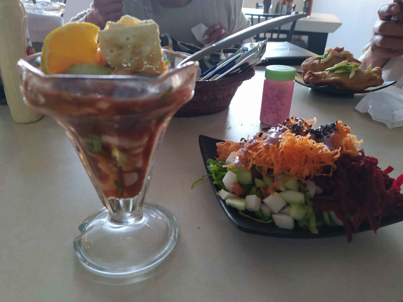 Pescados y mariscos "Reyes" image 9