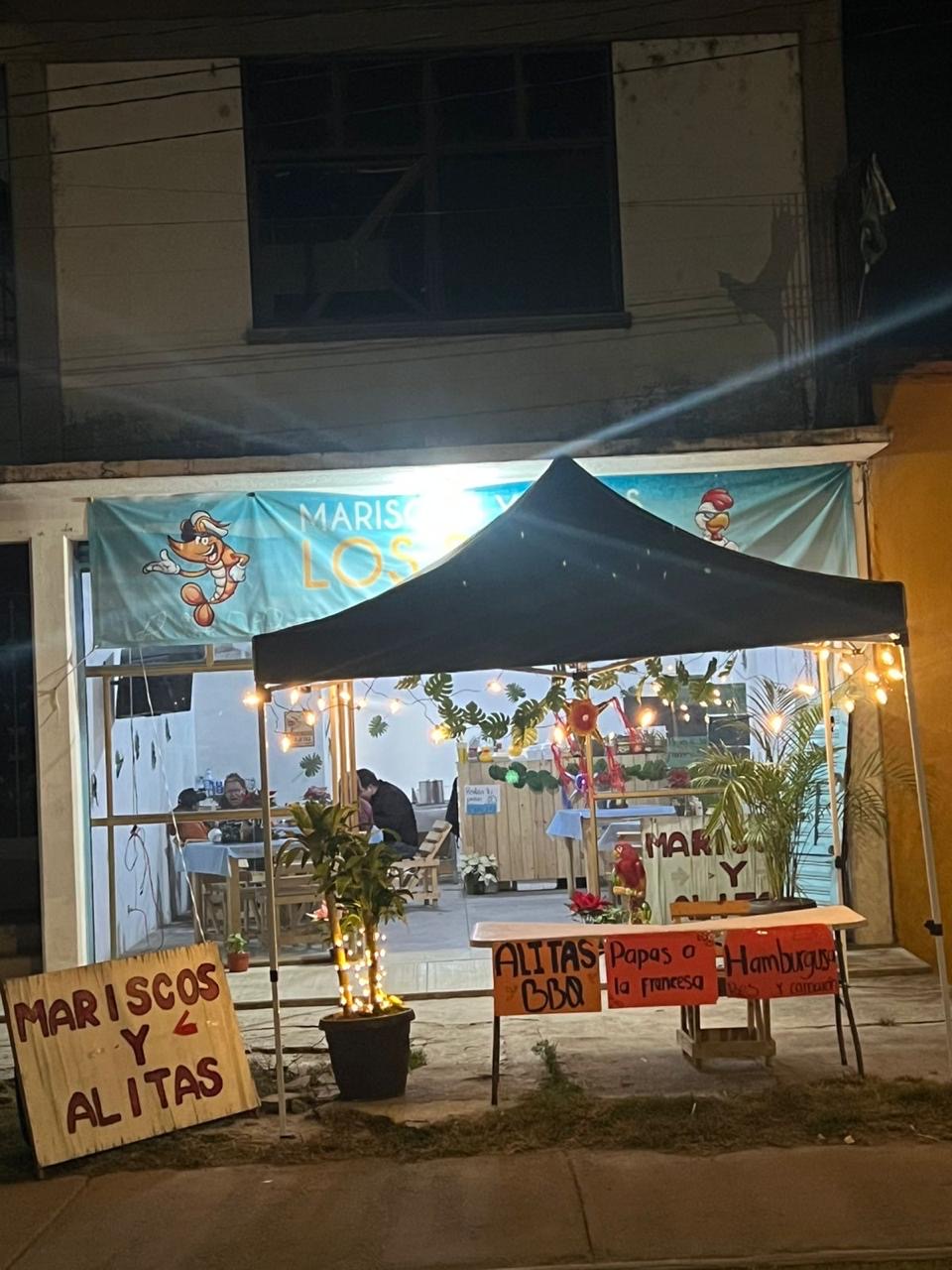 Mariscos y Alitas "LOS PLEBES" image 10