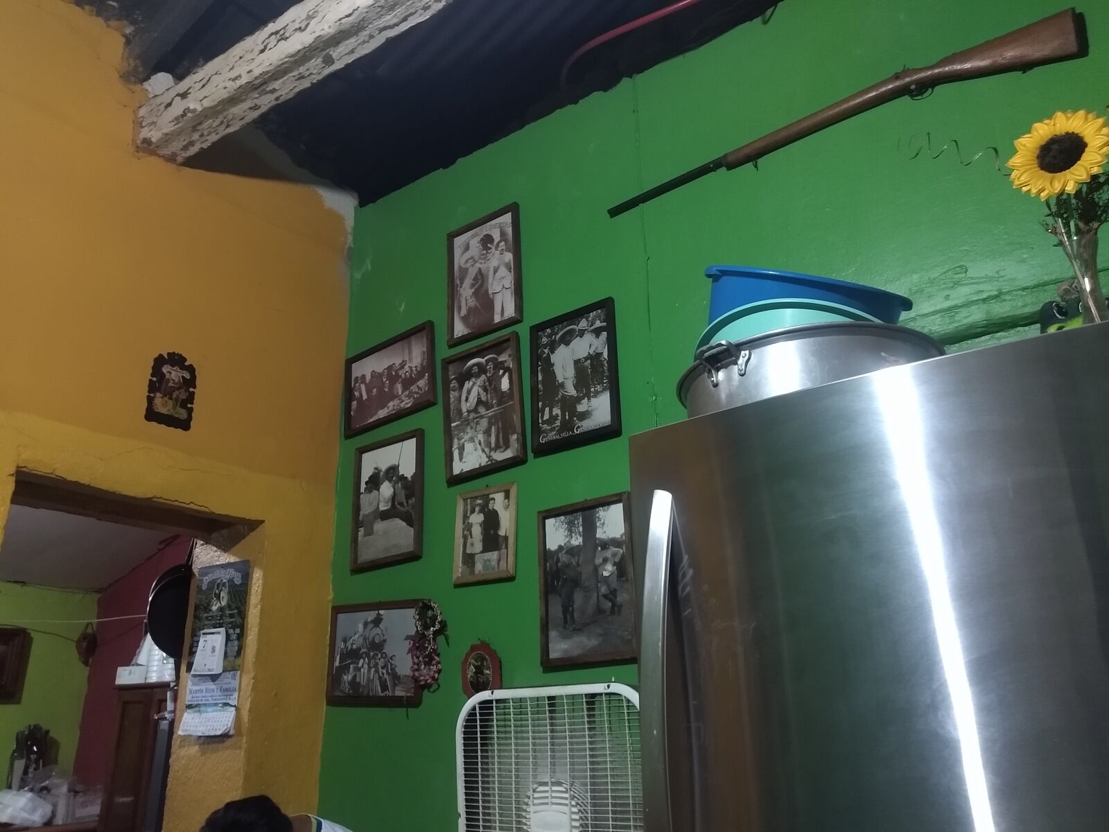 Cenaduria Karla image 4