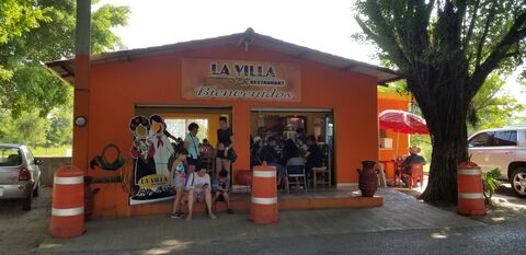 La Villa Restaurant image 1