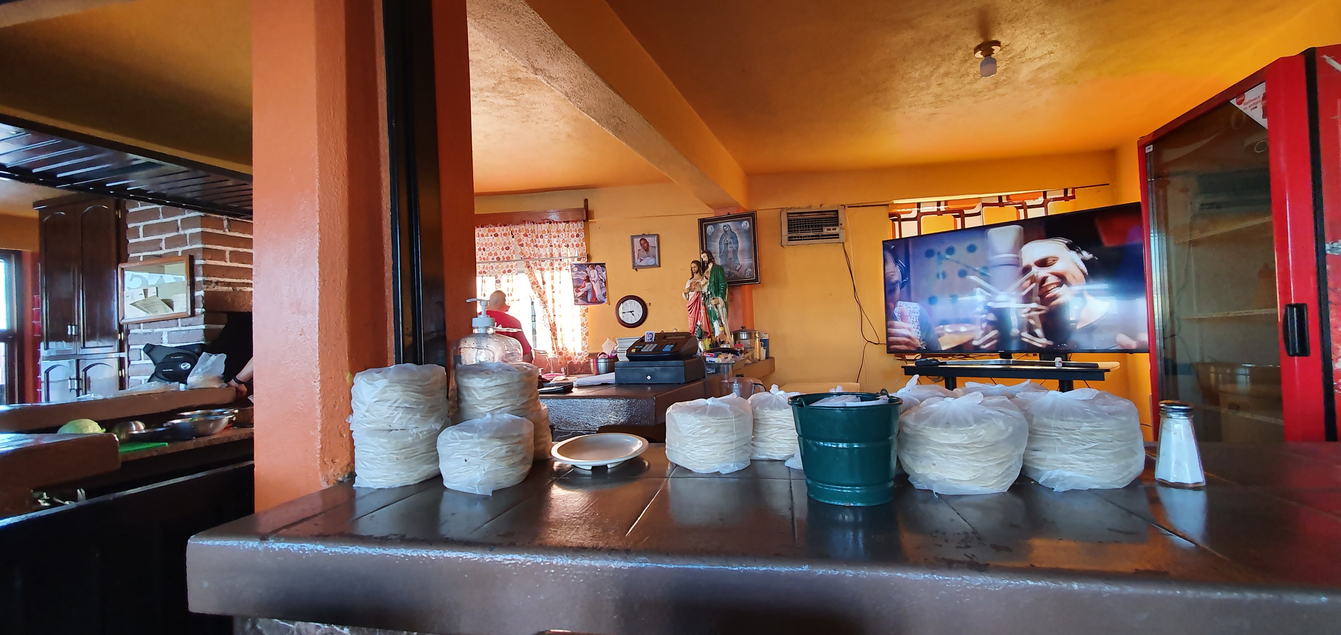 Taqueria El Torito image 9