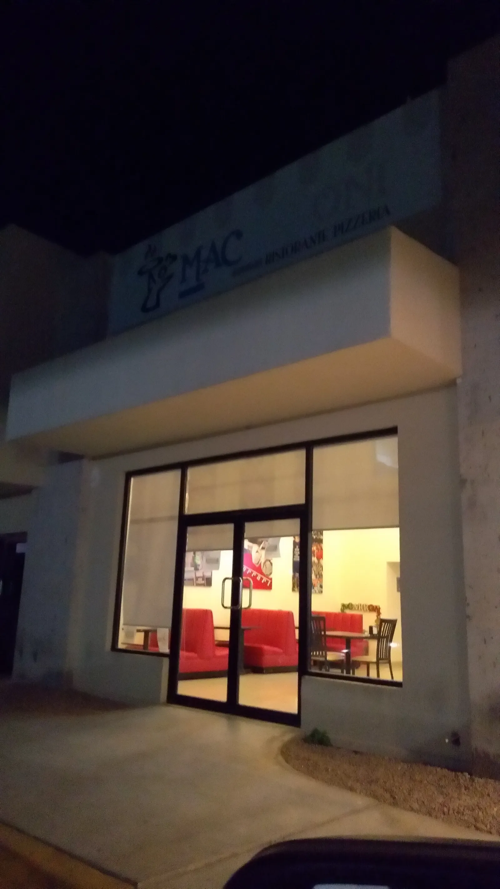 Macarroni Ristorante Pizzeria image 10