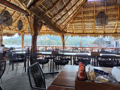 El Manglito image 5